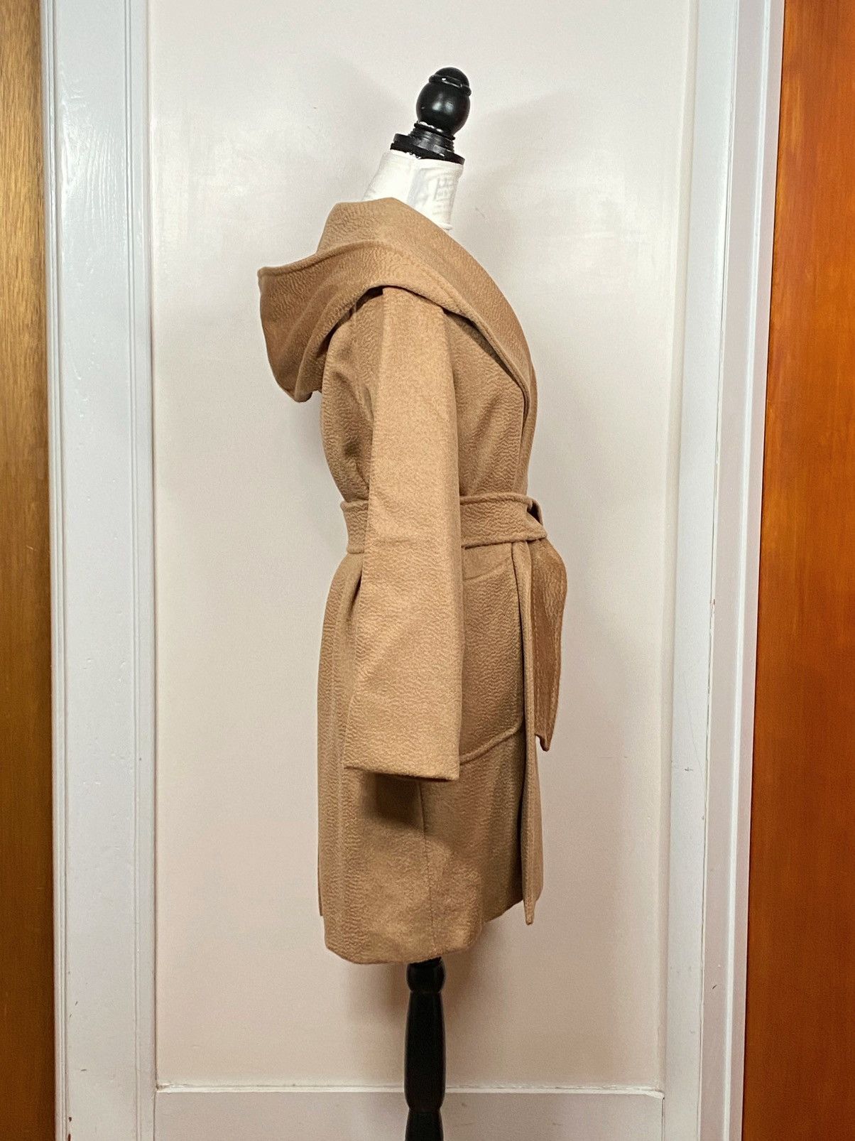 Max Mara Max Mara Rialto Camel Hair Belted Short Hooded Coat size 14 Size XL / US 12-14 / IT 48-50 - 10 Thumbnail