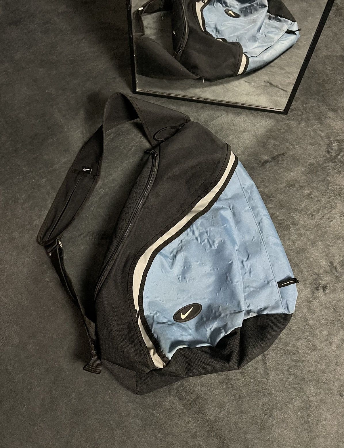 バッグ 90s NIKE ripstop sling bag Y2K archive 90s NIKE ripstop sling bag Y2K archive