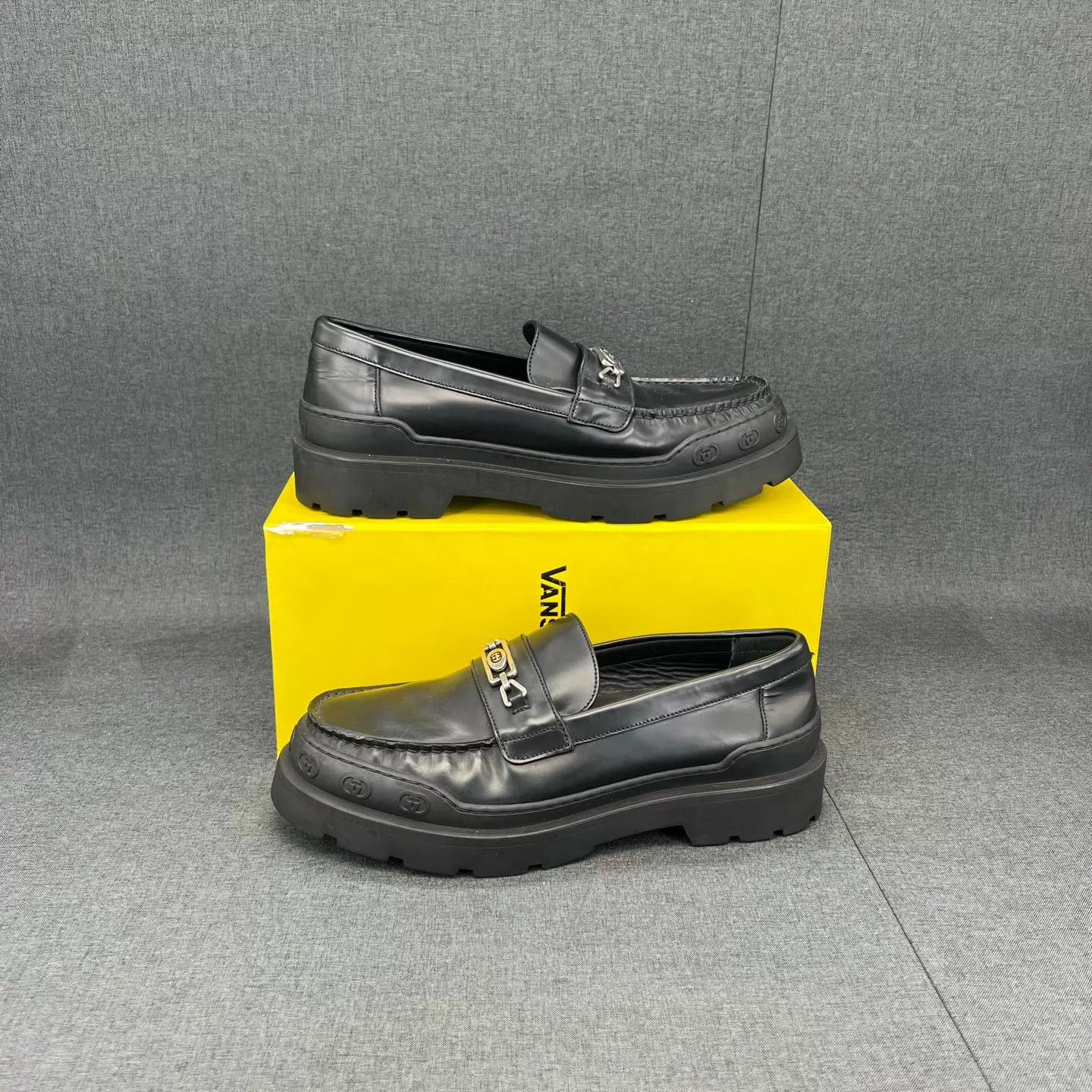 Gucci Gucci GG Horsebit Black Loafer 8 Worn Once Near New Box Size US 8 / IT 38 - 3 Thumbnail