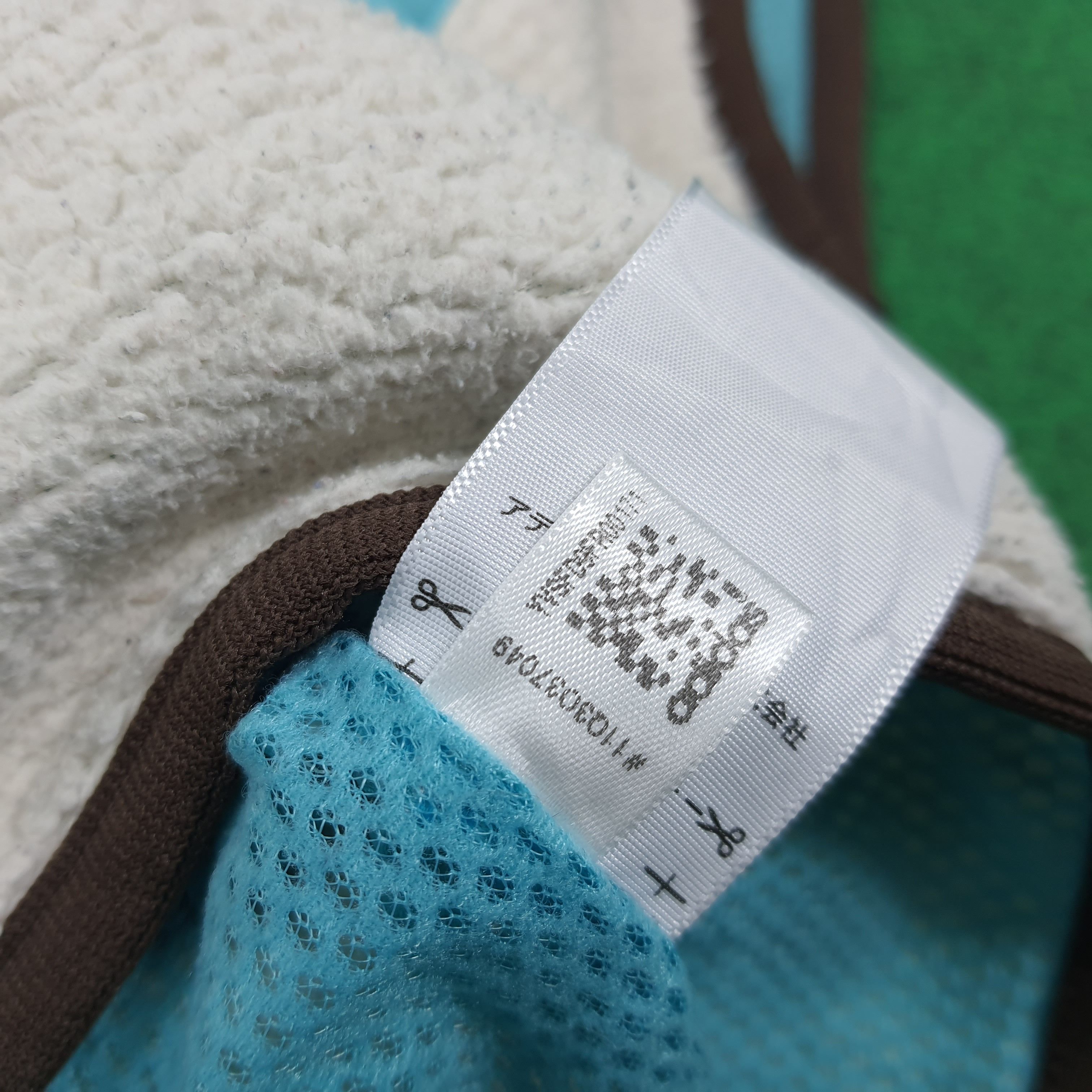 Adidas Vintage Adidas Neo Fleece Vests Custom Yohji Logo C282N26 Size US XS / EU 42 / 0 - 10 Thumbnail