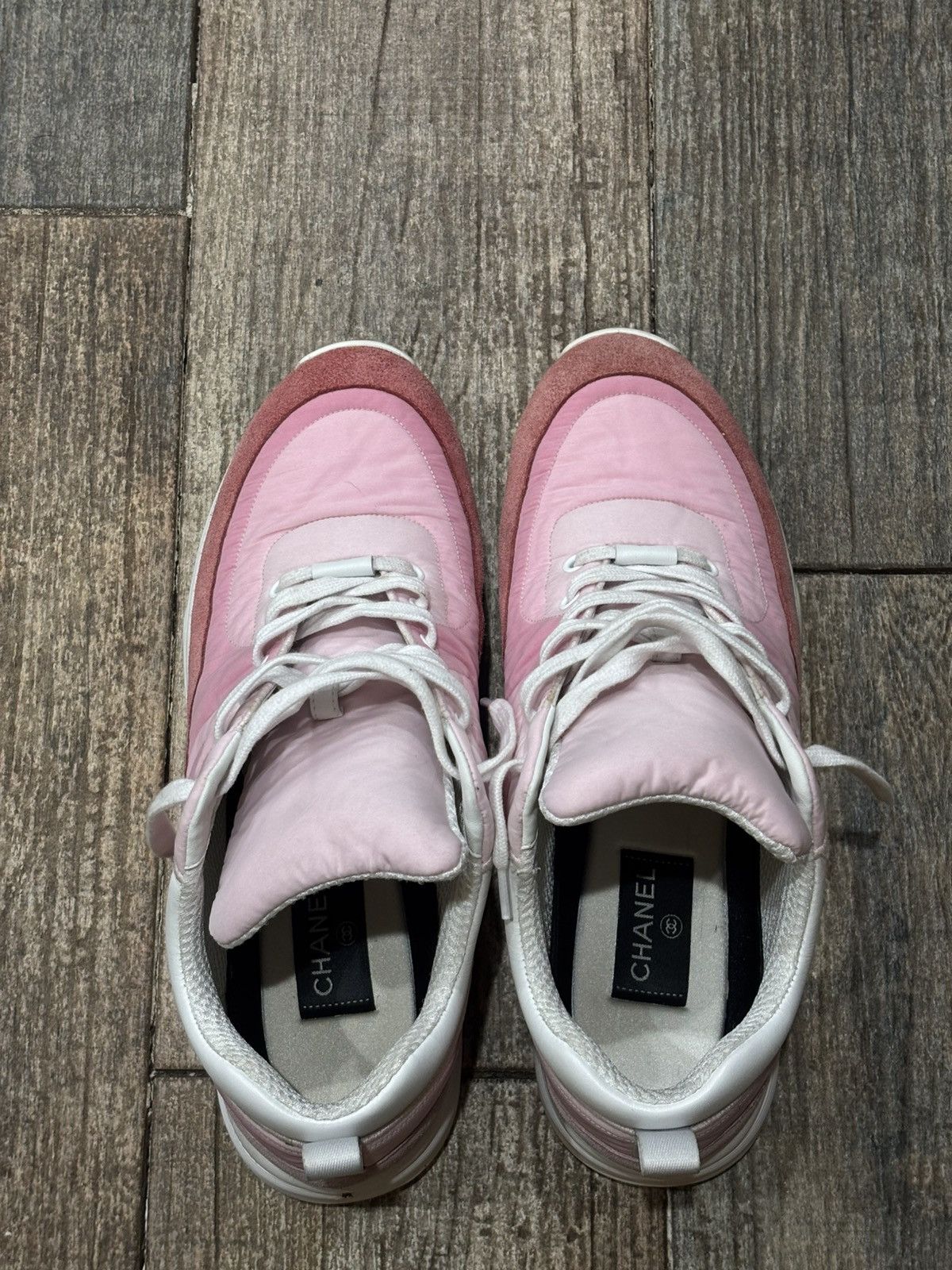Chanel Pink and White CC Runners Size US 9 / EU 42 - 4 Thumbnail