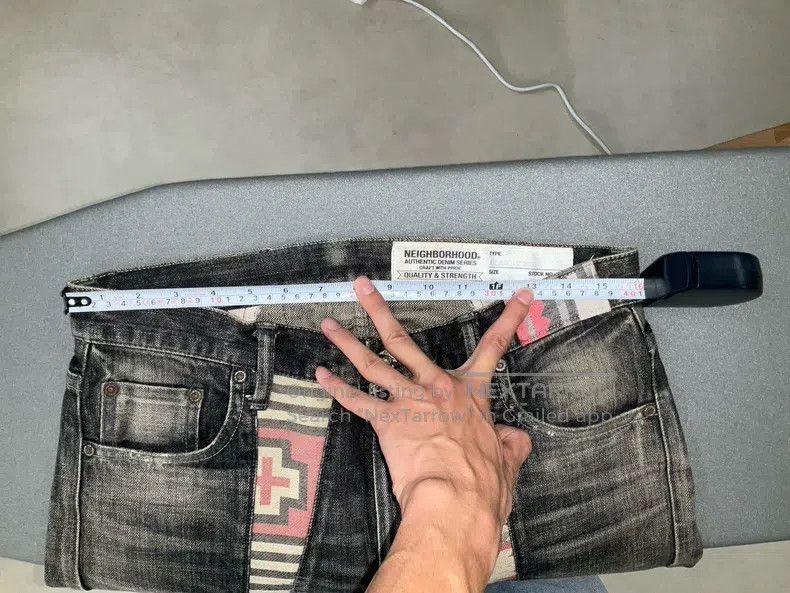 Neighborhood Neighborhood size S jeans Size US 27 - 7 Thumbnail