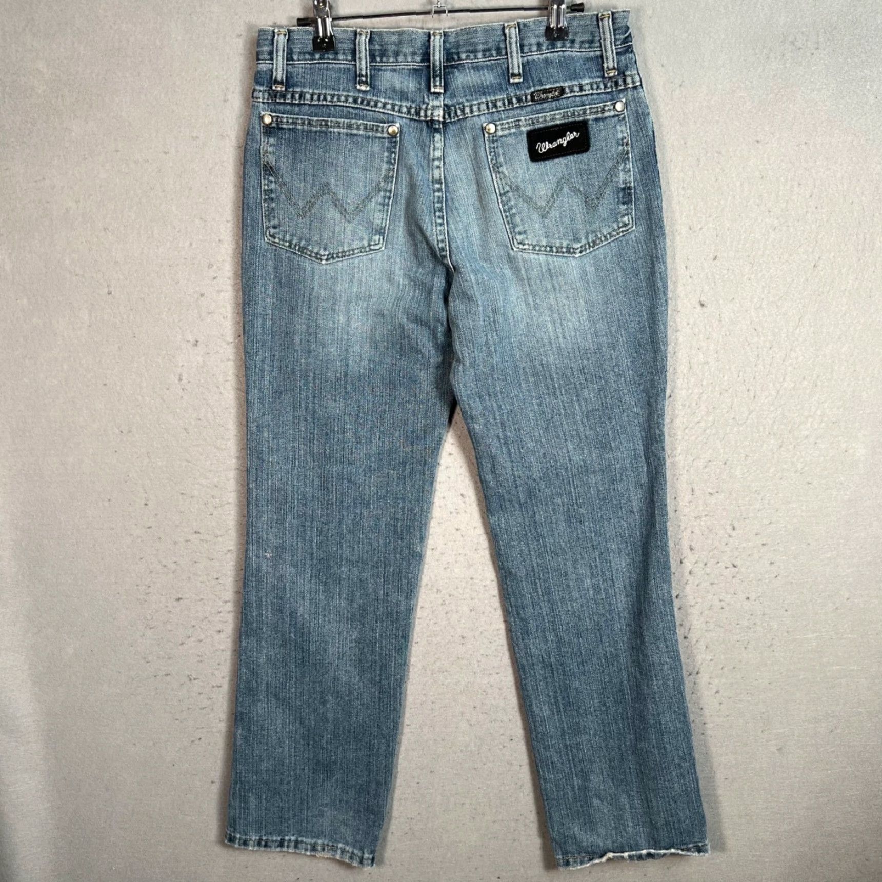 Wrangler Wrangler Womens Straight-Leg Denim Jeans Adult Size 31 Light Wash Blue 28x29 Regular Rise Size 24" / US 00 / IT 34 - 2 Thumbnail