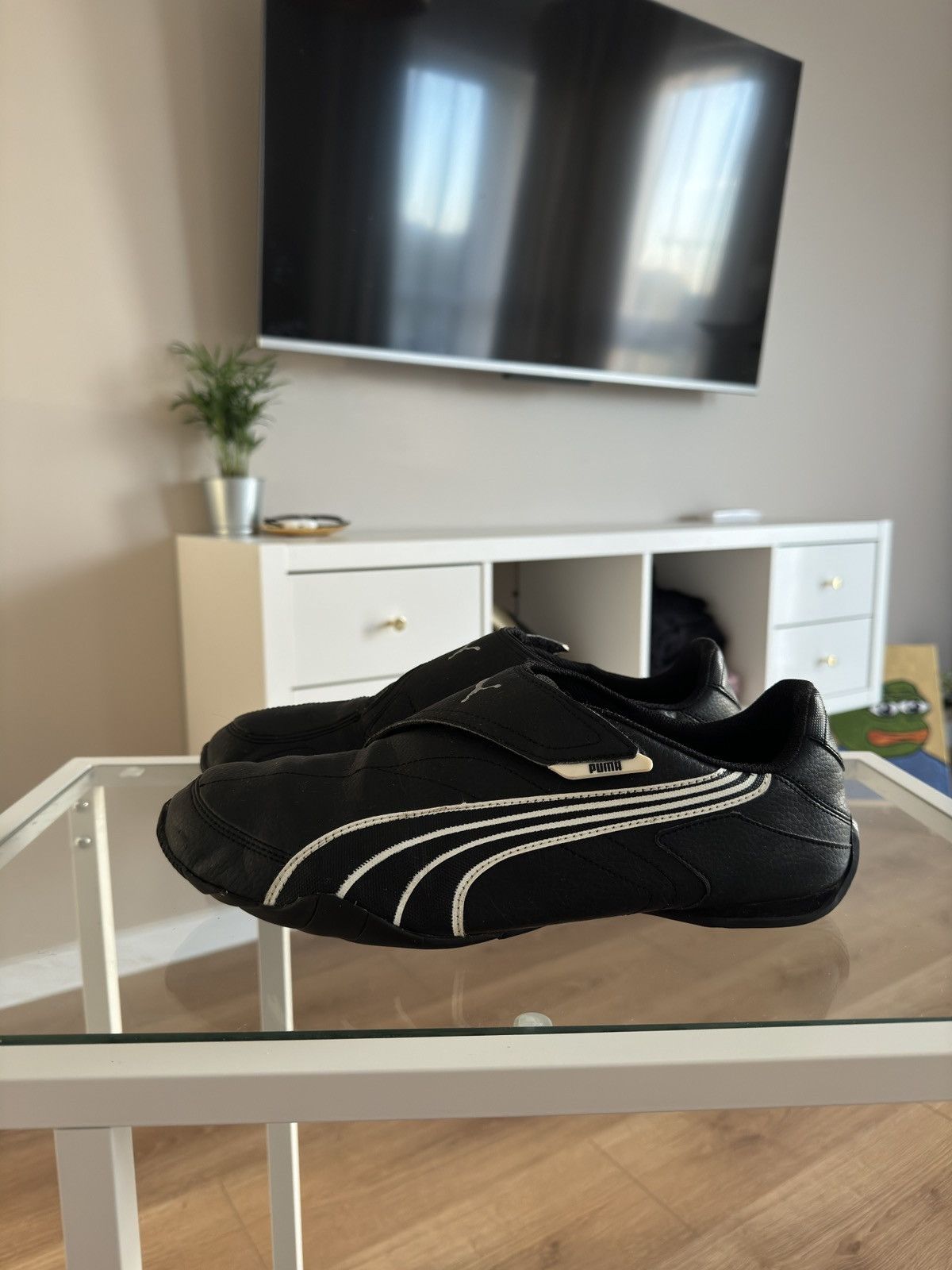 image of Puma Vintage Sneakers 90's Y2K Style 2000S Cat in Black, Men's (Size 11)
