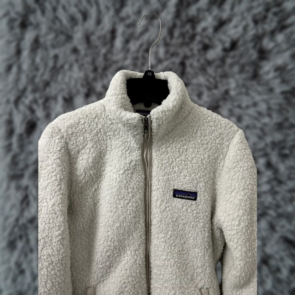 Patagonia Patagonia Los Gatos Jacket Womens Small Birch White Full Zip Fleece Windbreaker Logo Embroidered Regular Fit Adult Womens Size S / US 4 / IT 40 - 1 Thumbnail