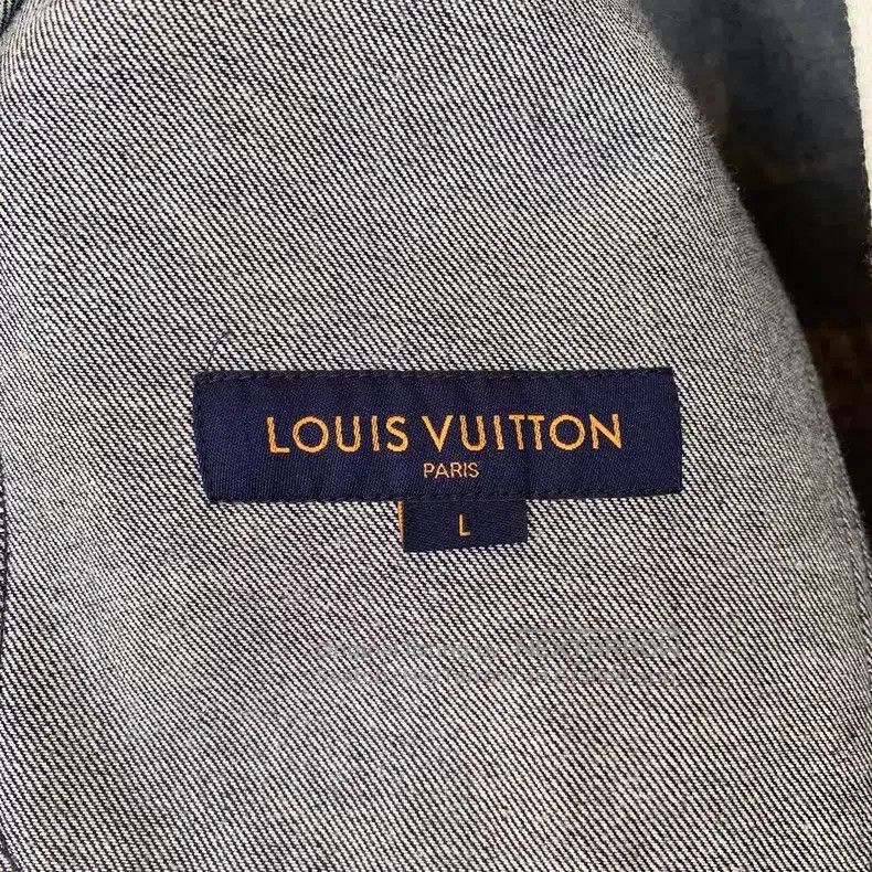 Louis Vuitton Louis Vuitton Wheat-ear printed denim classic short sleeve Size US L / EU 52-54 / 3 - 2 Thumbnail