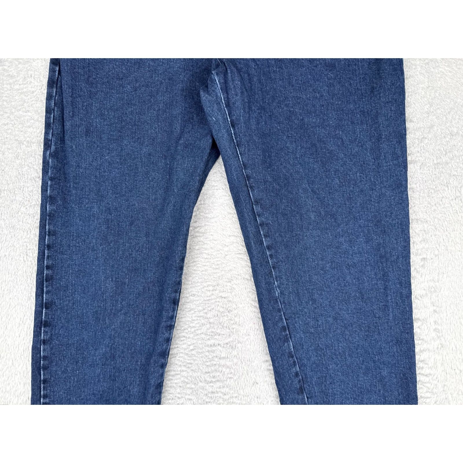 Wrangler Wrangler Jeans Womens 18X32 Straight High Rise Relaxed Blue Medium Wash 34x32 Denim 100% Cotton N/A Size 40" / US 18 - 3 Thumbnail