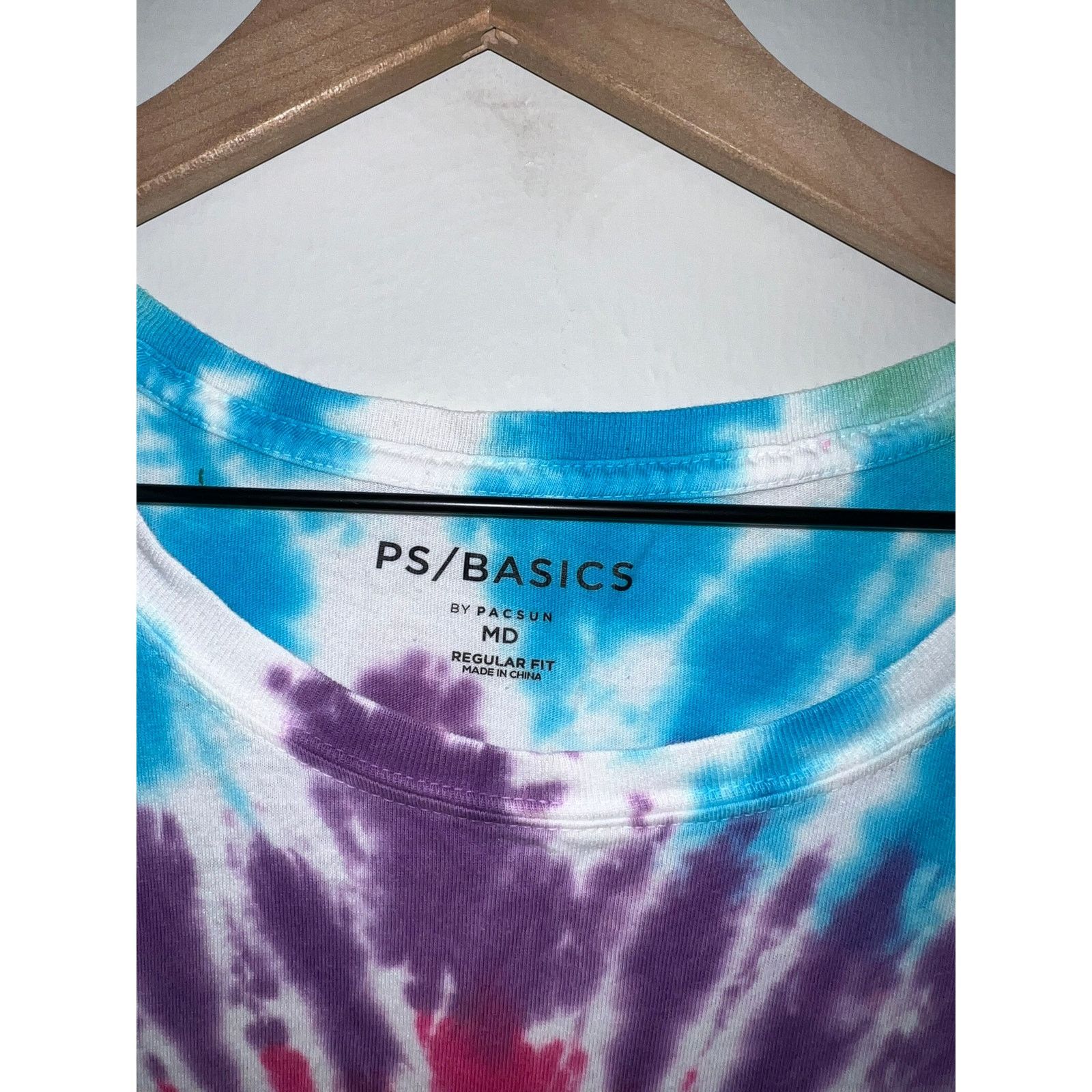 Basic Editions Basics Rainbow Spiral Tie Dye Shirt Pacsun PS Y2K 2000s M Size US M / EU 48-50 / 2 - 5 Thumbnail