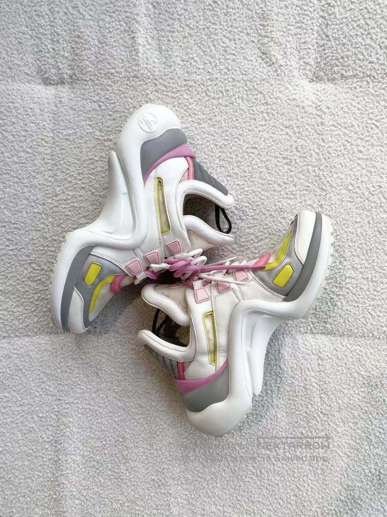 Louis Vuitton Louis Vuitton Presbyterian logo arch bridge sneakers| Size US 6 / IT 36 - 3 Thumbnail