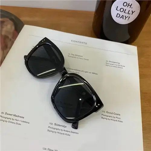 Designer Retro punk sunglasses Size ONE SIZE - 4 Thumbnail