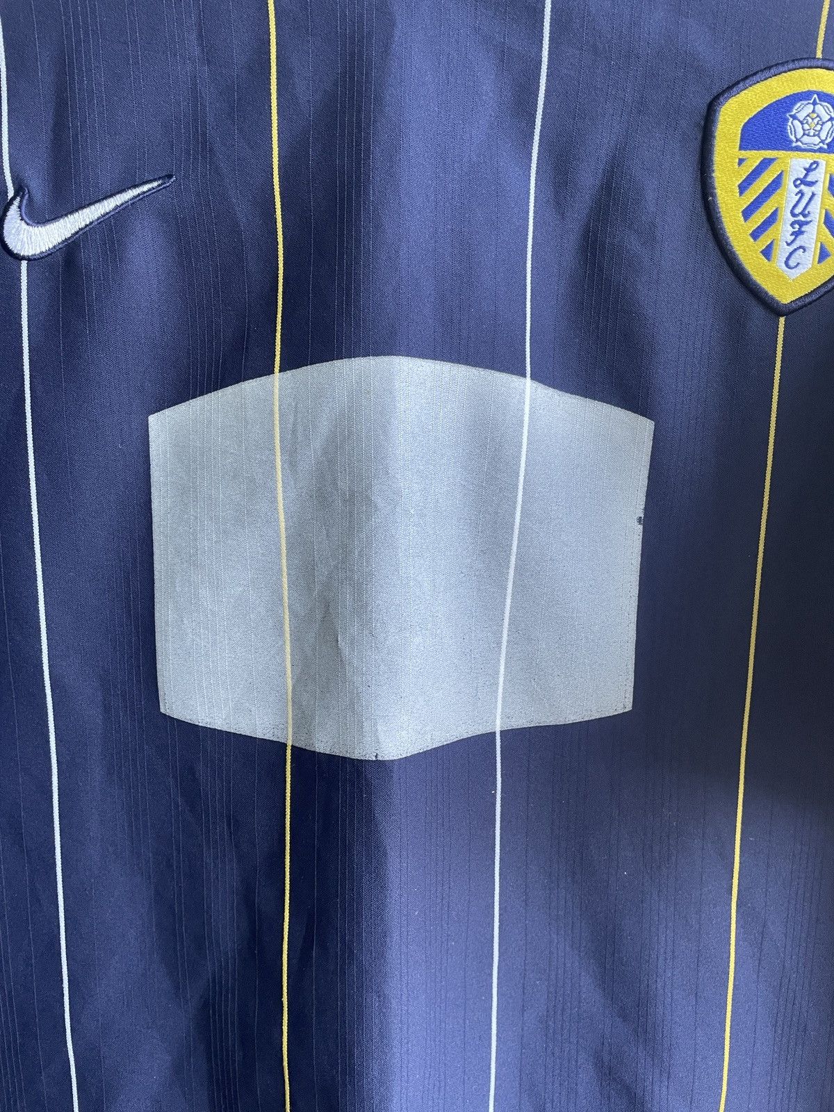 Nike LEEDS UNITED 2003/04 AWAY FOOTBALL SHIRT SOCCER JERSEY NIKE Size US M / EU 48-50 / 2 - 6 Thumbnail
