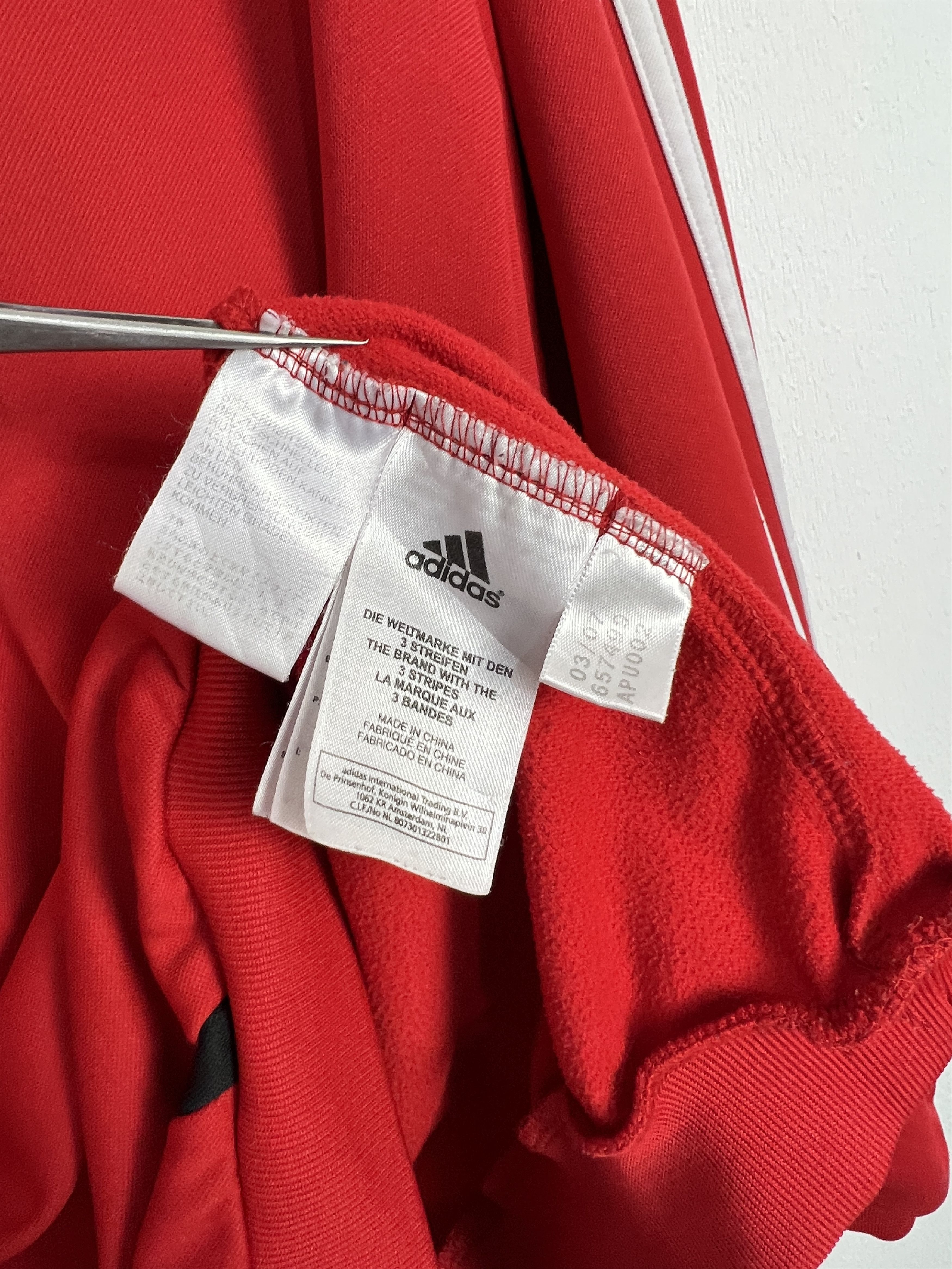 Adidas Vintage Adidas Liverpool Football Sweatshirt Soccer Crewneck Size US M / EU 48-50 / 2 - 10 Thumbnail