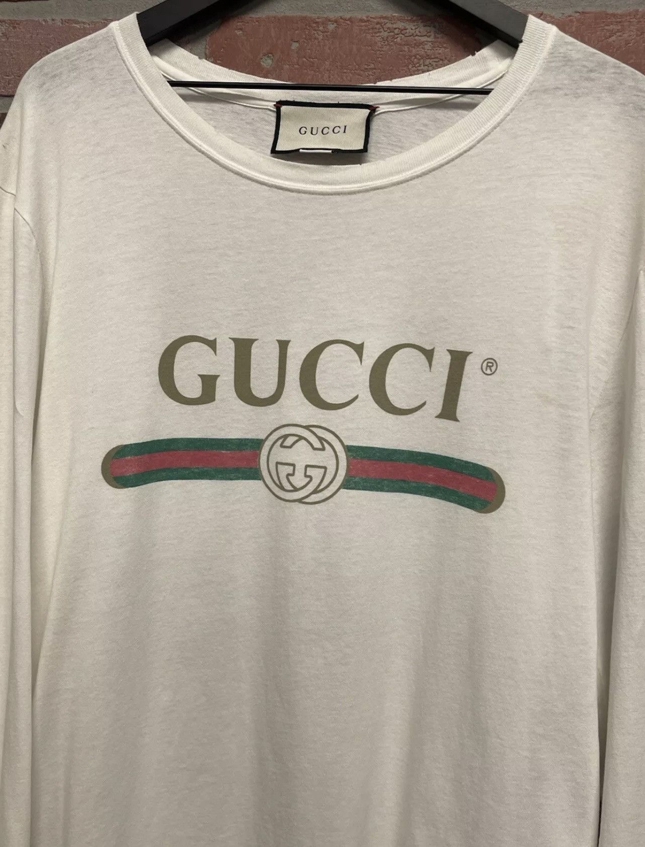 Gucci Size M - Gucci White Logo Print Cotton Dragon Embroidered Size US M / EU 48-50 / 2 - 10 Thumbnail