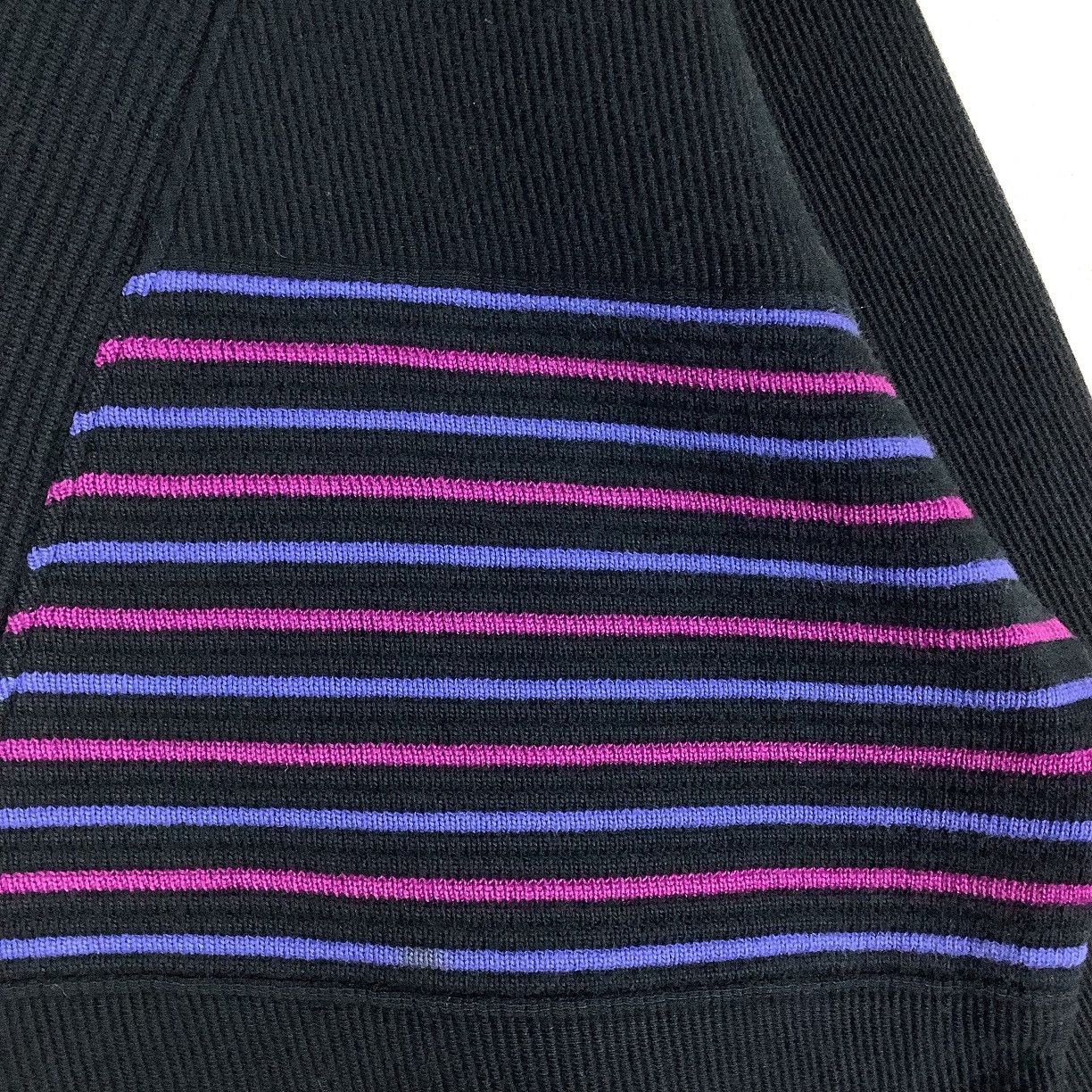 Yves Saint Laurent Yves Saint Laurent Sweatshirt Plain Double Pockets Pullover Size S / US 4 / IT 40 - 7 Thumbnail