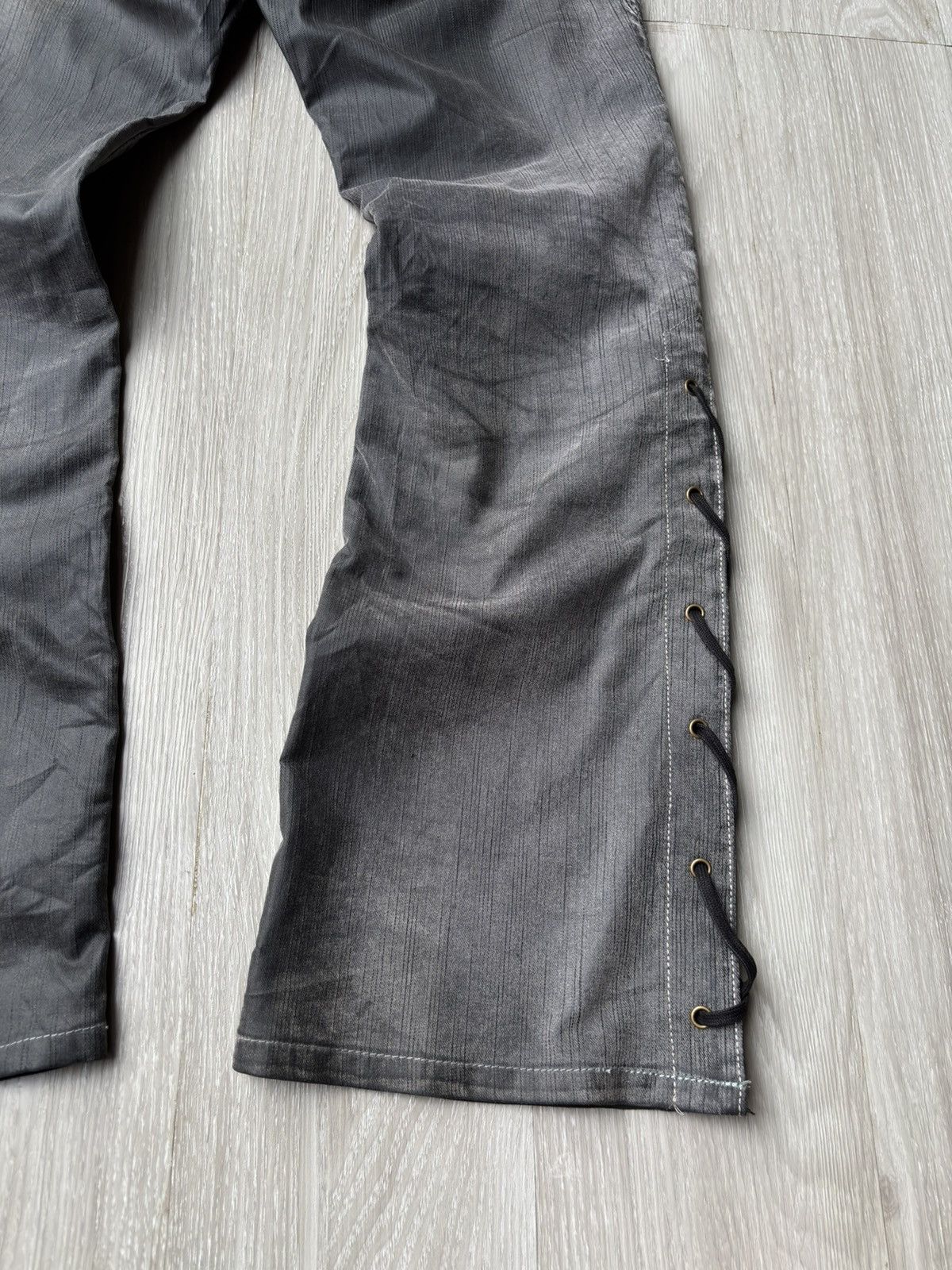 Japanese Brand SEMANTIC DESIGN waxed lace-up flare jeans Size US 27 - 9 Thumbnail