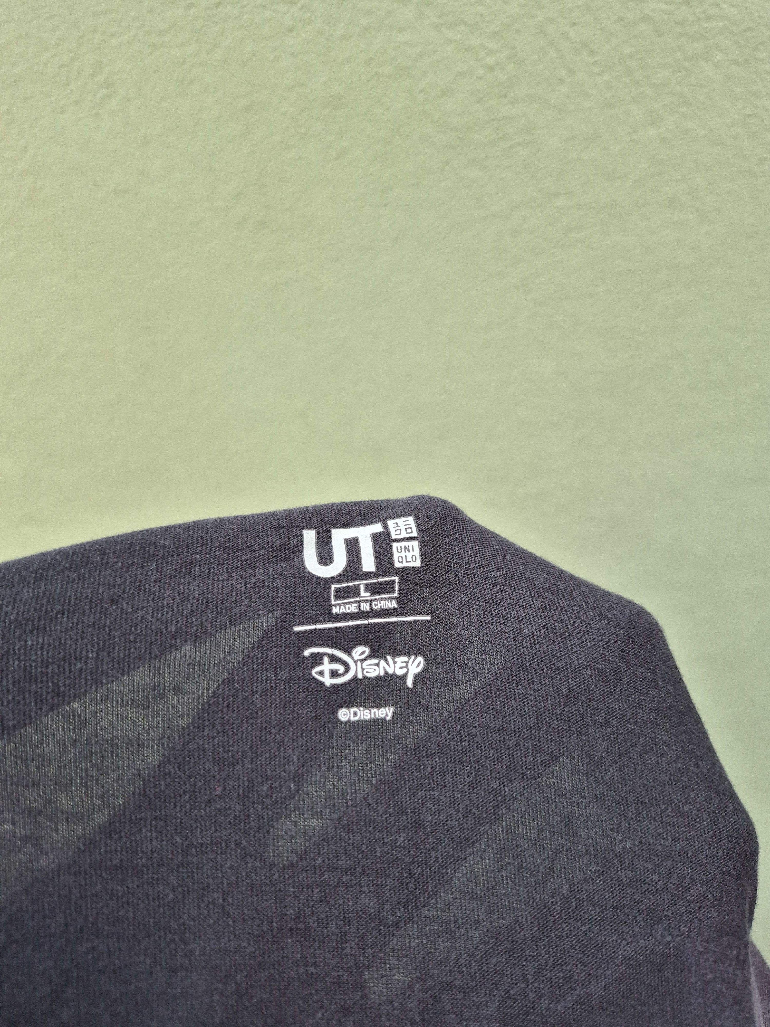 Disney × Japanese Brand × Uniqlo 🔥 Uniqlo Disney Mickey Mouse Cartoon Tee Size US M / EU 48-50 / 2 - 6 Thumbnail