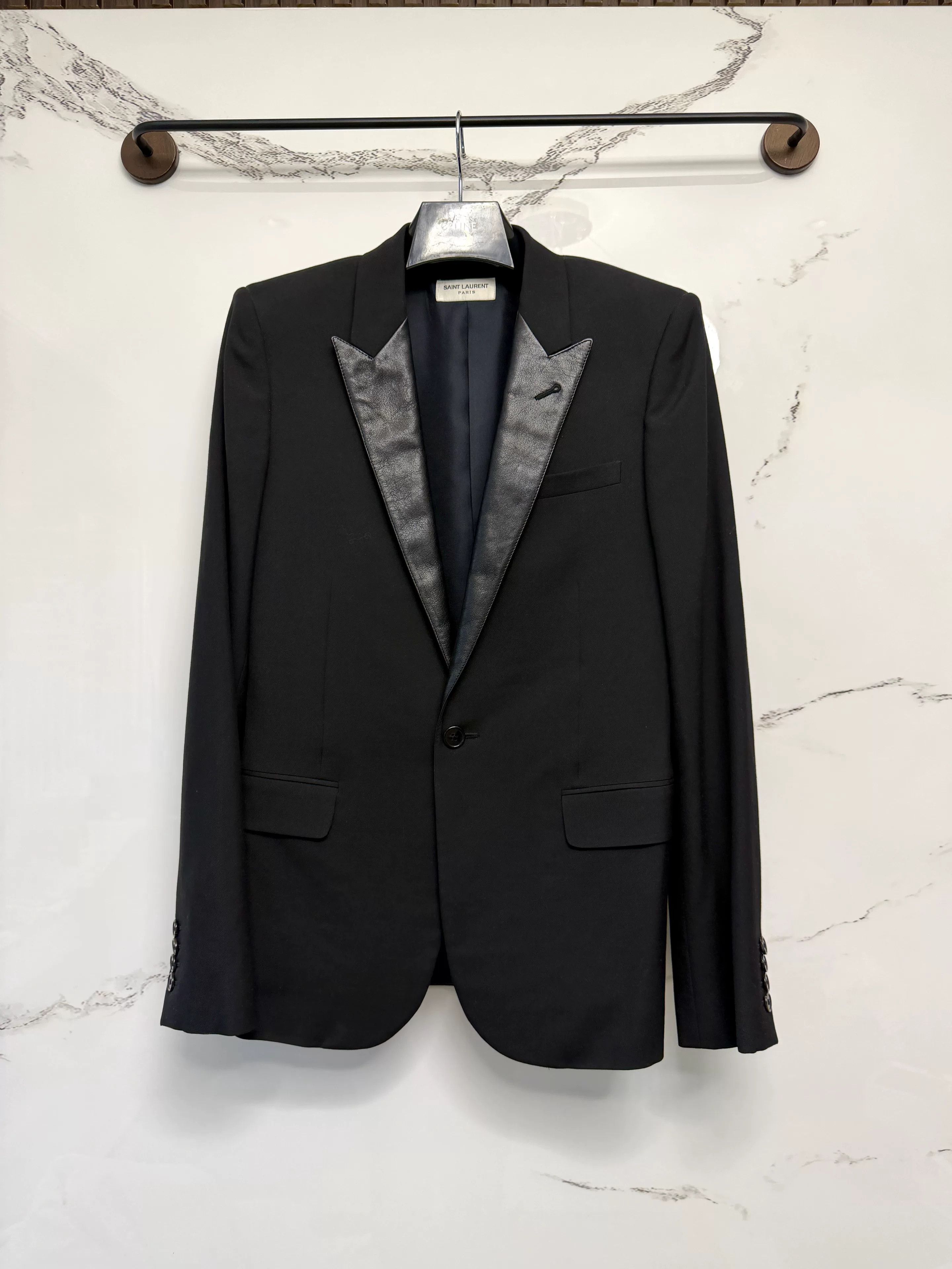 Saint Laurent Paris saint laurent leather lapel smoking jacket Size US S / EU 44-46 / 1 - 1 Thumbnail