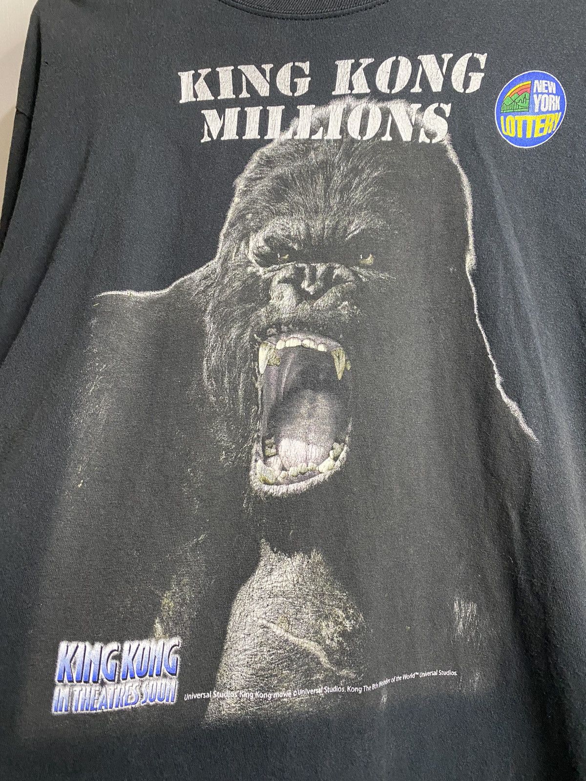 Vintage 2005 Vintage King kong Movie Promo shirt Size US L / EU 52-54 / 3 - 4 Thumbnail