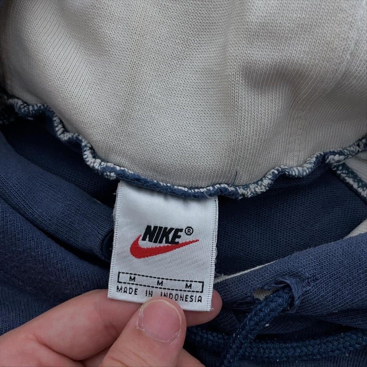 Nike Vintage Hoodie Nike Boxy Logo Distressed 90s Drill Baggy Fit Size US L / EU 52-54 / 3 - 3 Thumbnail