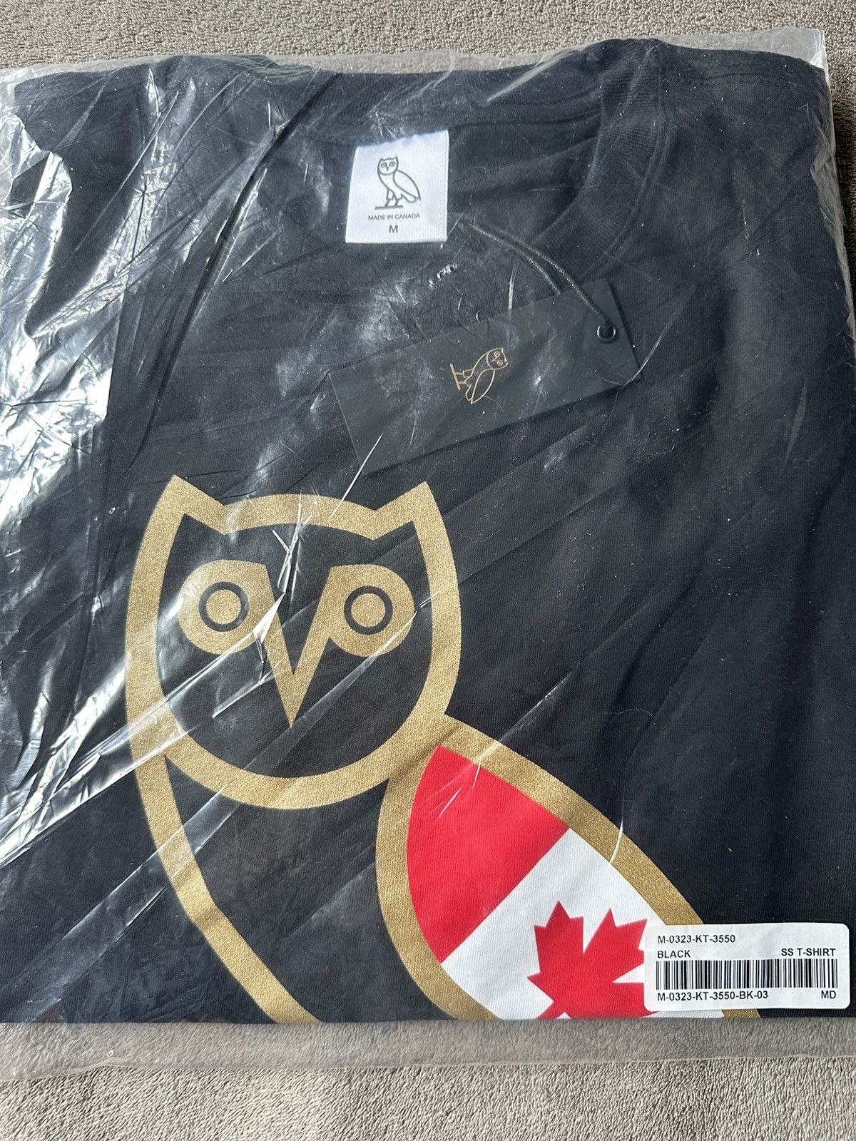 Drake × October's Very Own OVO CANADA FLAG 🇨🇦 OG OWL T-SHIRT TEE BRAND NEW with tags Size US M / EU 48-50 / 2 - 1 Thumbnail