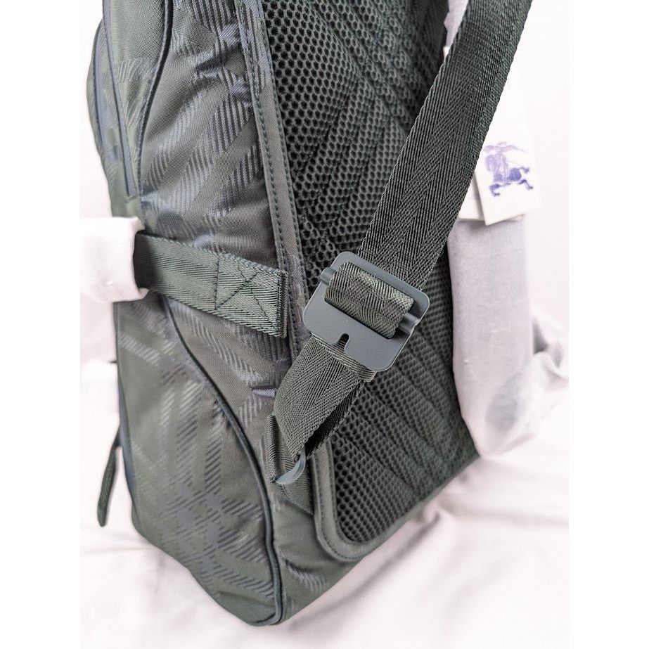 Burberry o1rshd1 Size : OS / Nylon Check Jacquard Backpack in Vine Size ONE SIZE - 19 Thumbnail