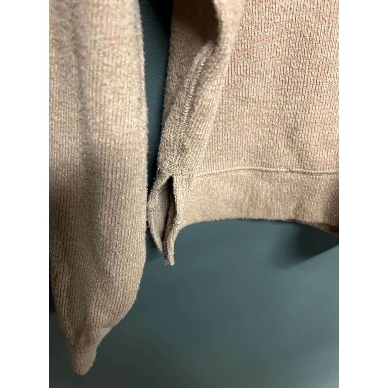 Abercrombie & Fitch Abercrombie & Fitch Soft Collection Hoodie Sweatshirt Crop Top Brown Large Size L / US 10 / IT 46 - 3 Thumbnail