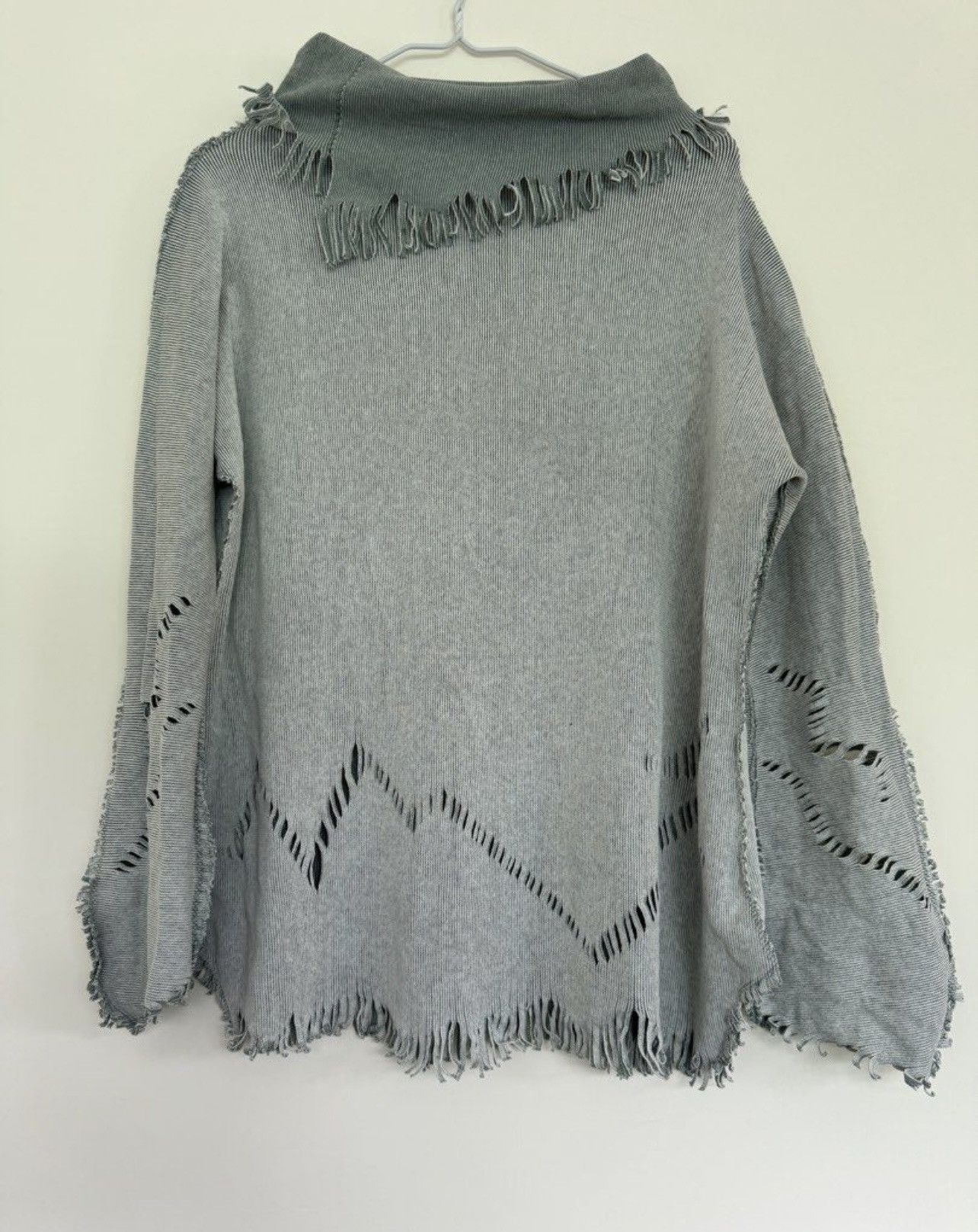 Issey Miyake × Japanese Brand 🔥Issey Miyake Fringes Hippies Sweater Size US S / EU 44-46 / 1 - 2 Thumbnail