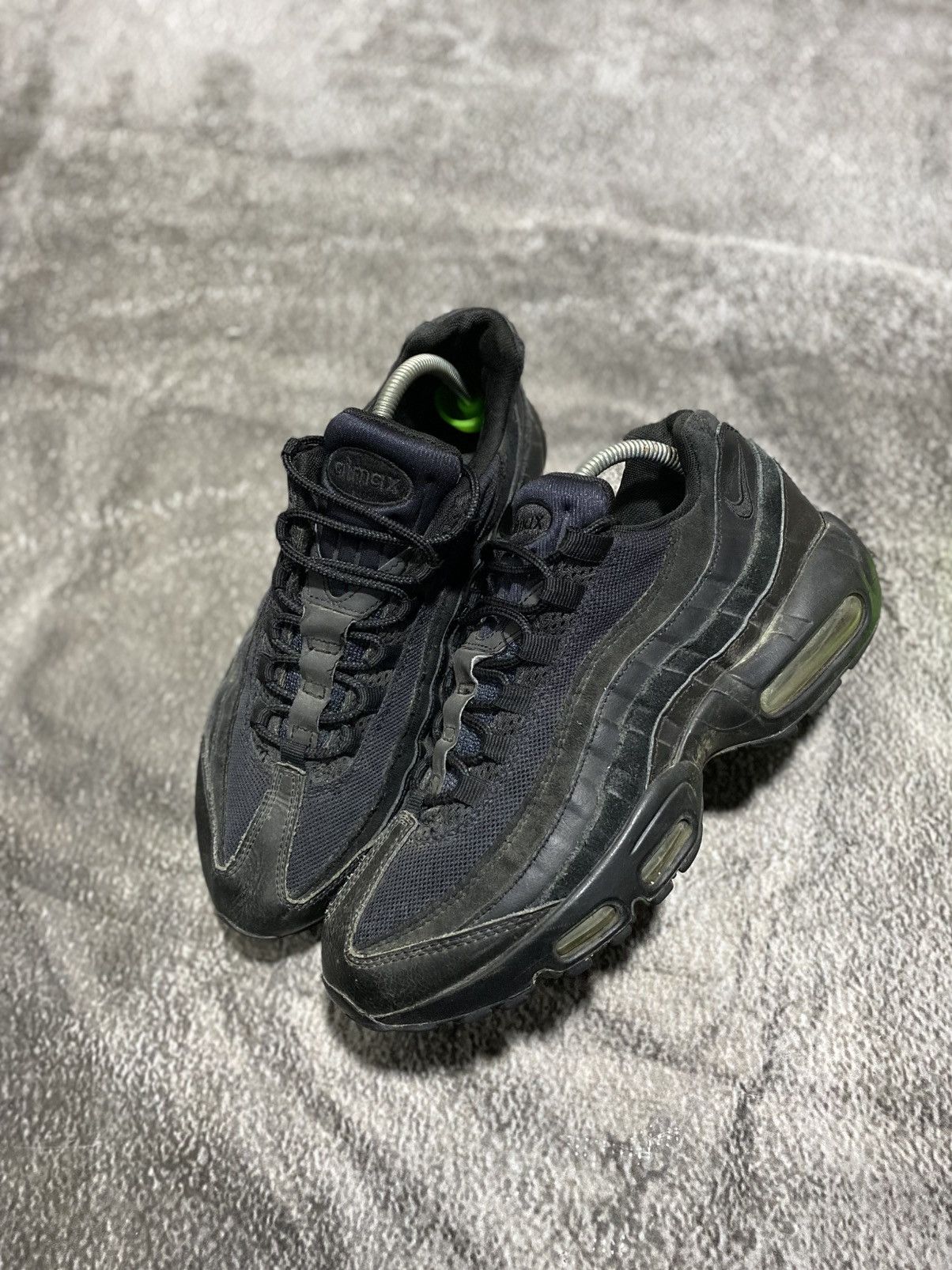 Nike Nike Air Max 95 Essential Triple Black 2020 Size US 8.5 / EU 41-42 - 1 Thumbnail