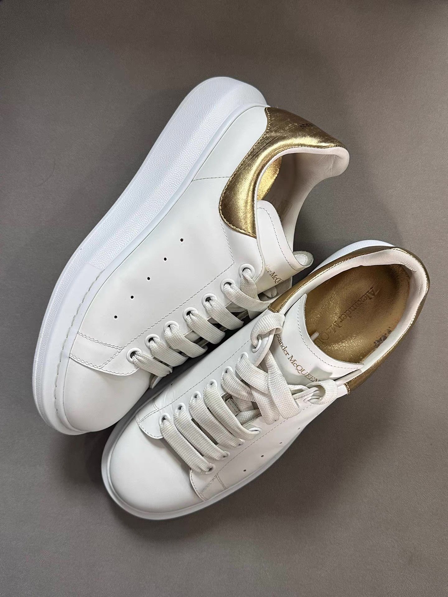 Alexander McQueen Alexander McQueen Ｑ20 Size US 8.5 / EU 41-42 - 2 Thumbnail