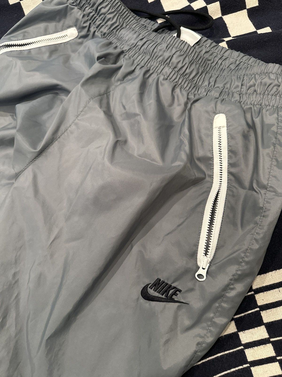 Nike Nike Windbreaker Pants – Size M – Worn Once Size US 32 / EU 48 - 4 Thumbnail