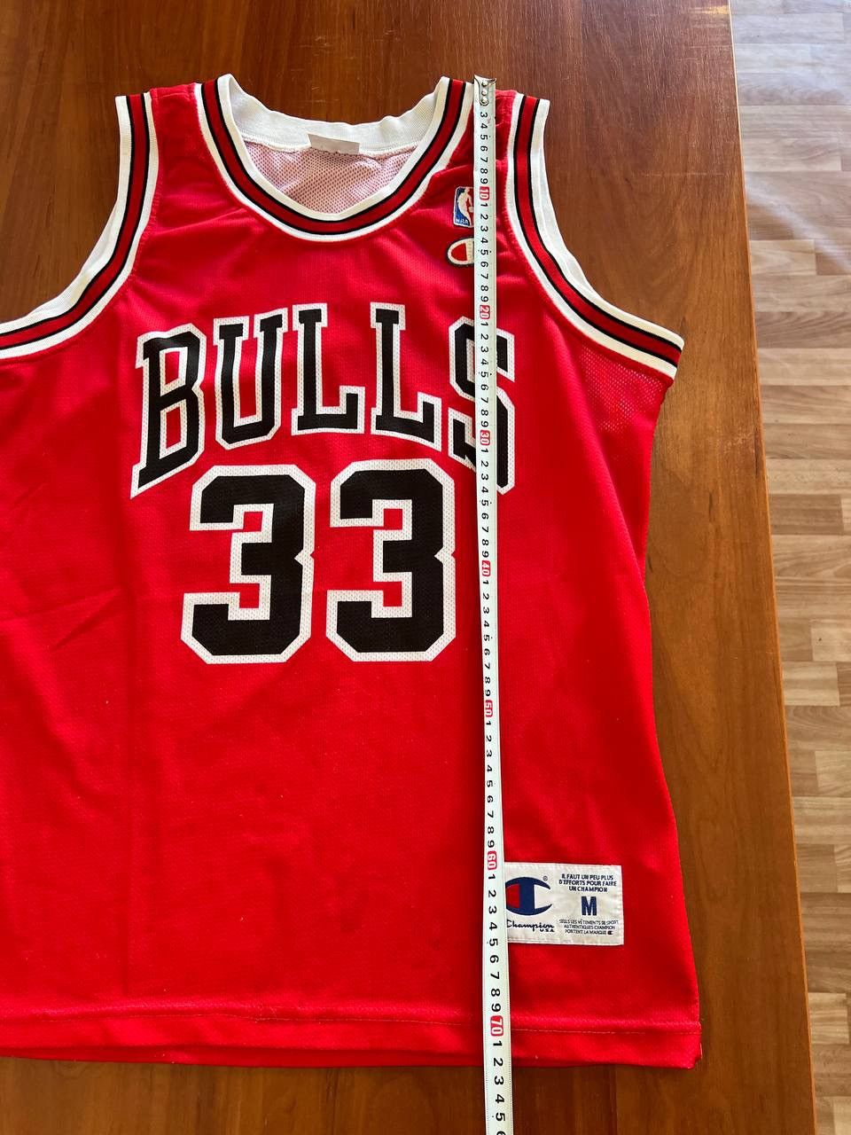 NBA NBA CHICAGO BULLS #33 PIPPEN 90’S BASKETBALL JERSEY RARE M Size US M / EU 48-50 / 2 - 22 Thumbnail