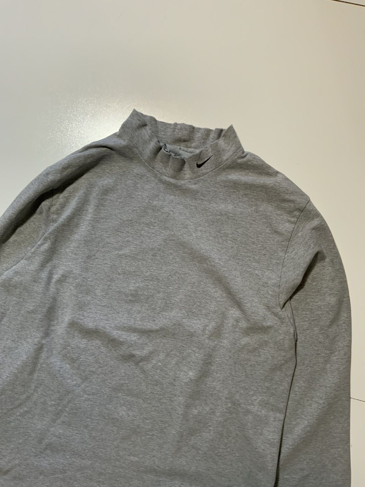 Nike Vintage Y2K Nike Sportswear Mock Neck Swoosh L/S T-Shirt Size US M / EU 48-50 / 2 - 3 Thumbnail