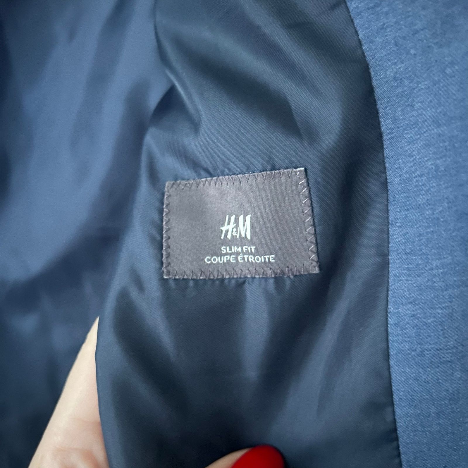 H&M Men’s H&M blue classic slim fit blazer size M Size US M / EU 48-50 / 2 - 3 Thumbnail
