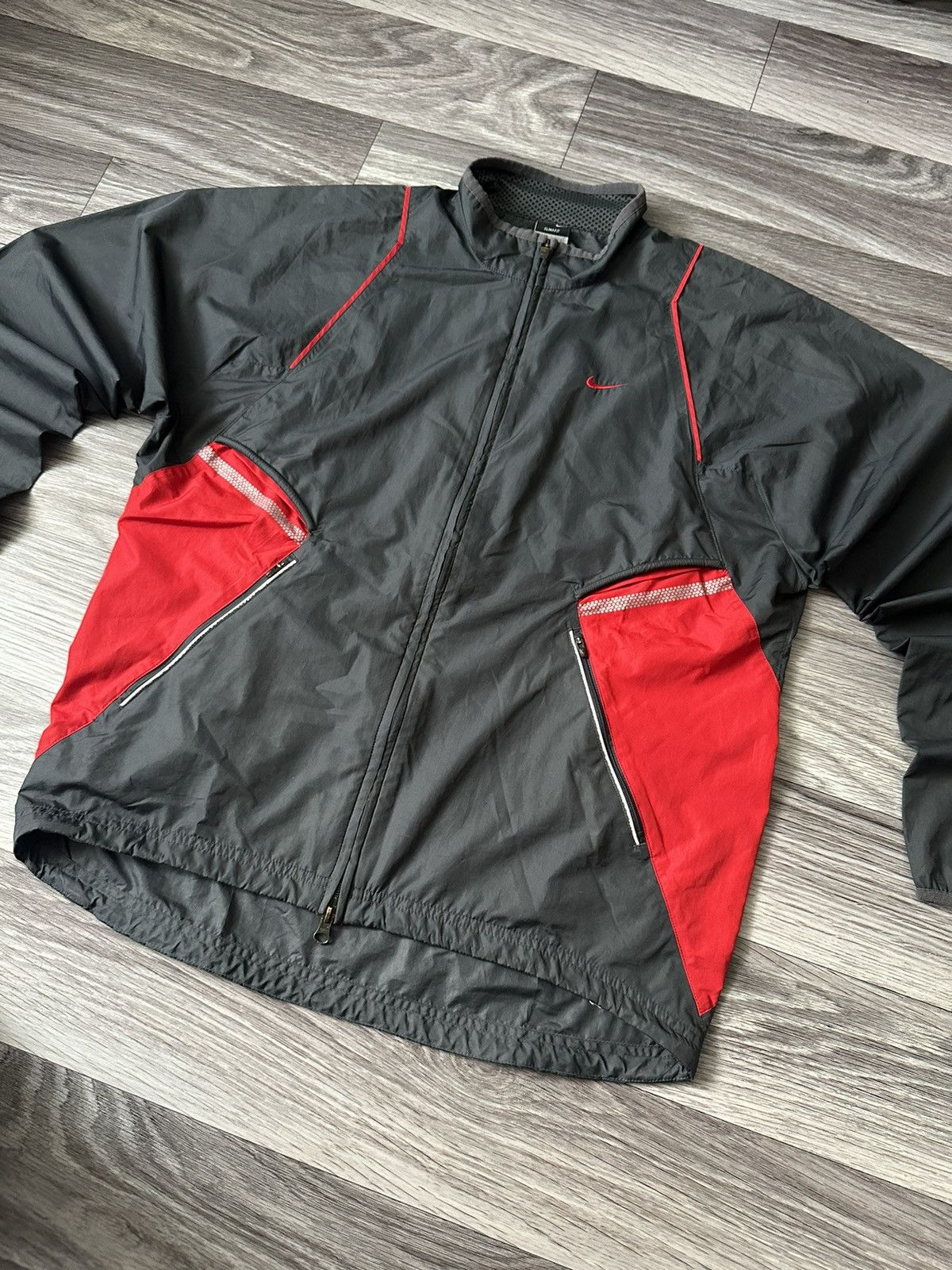 Nike × Vintage Nike Tn Court vintage Windrunner jacket y2k nylon track Size US L / EU 52-54 / 3 - 2 Thumbnail