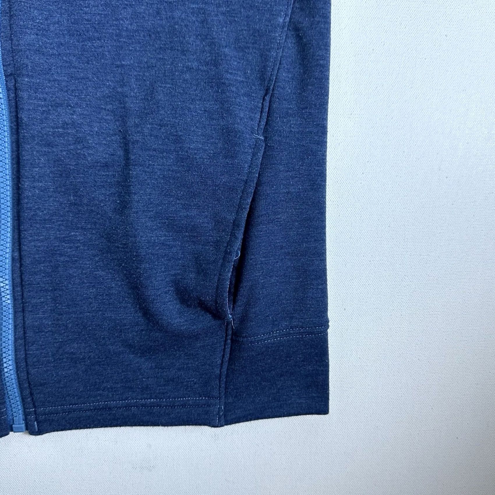 Under Armour Under Armour Sweatshirt Women Small Blue Full Zip Hooded Logo Outdoor Slim Fit Activewear Size S / US 4 / IT 40 - 4 Thumbnail