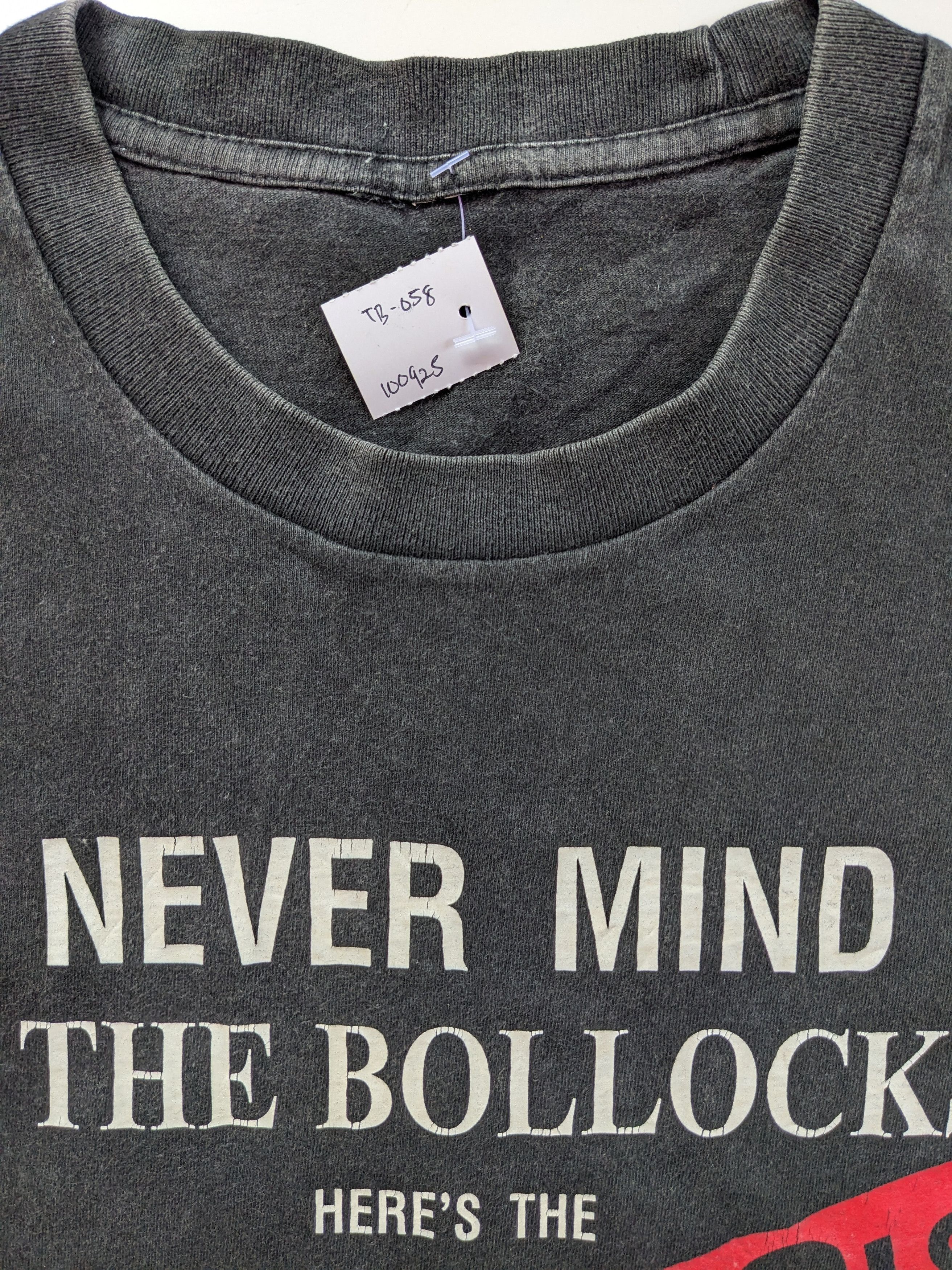 Band Tees Vintage Sex Pistols nevermind The Bollocks Size US S / EU 44-46 / 1 - 5 Thumbnail