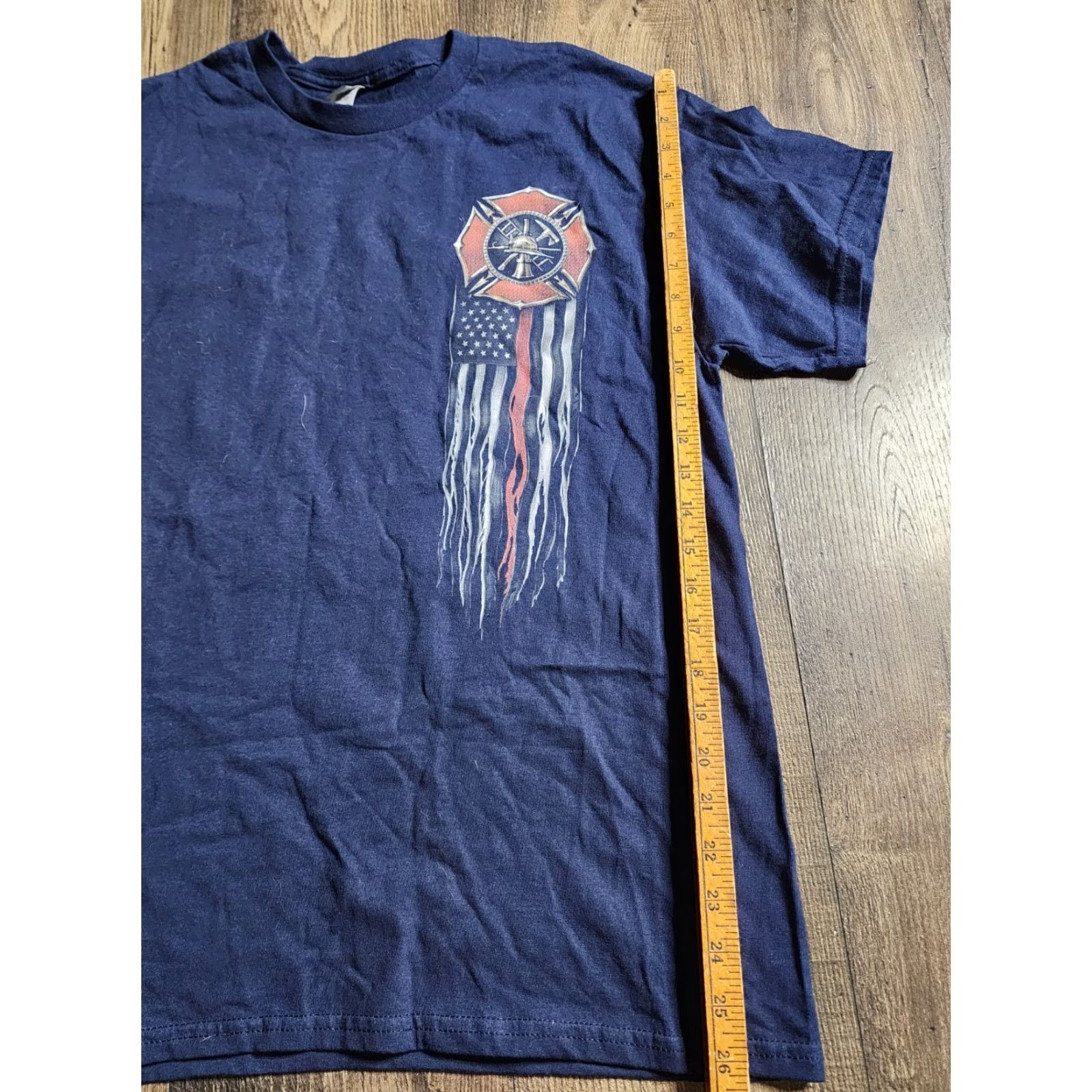Gildan Mens L Firefighter T Shirt Double Sided American Eagle Flag Size US L / EU 52-54 / 3 - 2 Thumbnail