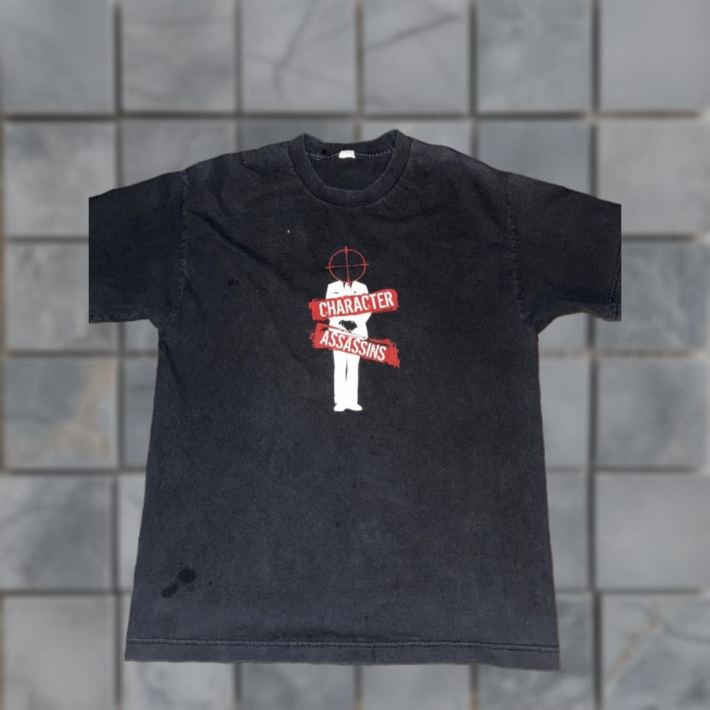 Vintage VINTAGE Character Assassin T-Shirt Men L Black 21x28 T-Shirt Size US L / EU 52-54 / 3 - 1 Thumbnail