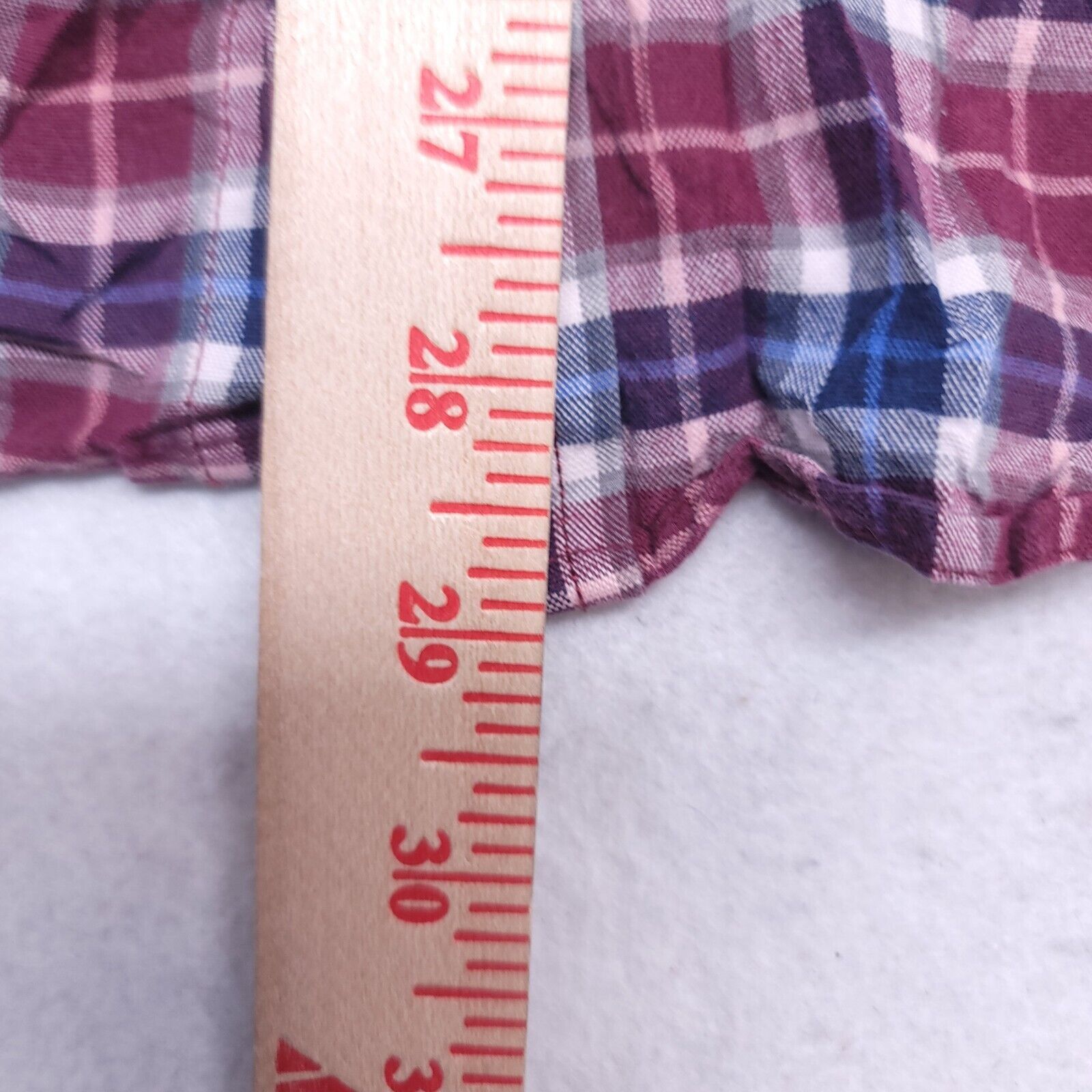 Old Navy Old Navy Tartan Flannel Button Up Shirt Mens Size L Red Blue Size US L / EU 52-54 / 3 - 7 Thumbnail