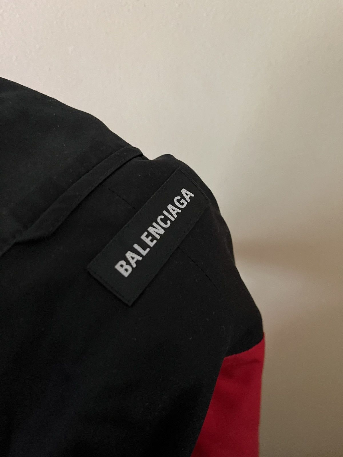 Balenciaga Balenciaga Black and Red Zip-Up Jacket Size US L / EU 52-54 / 3 - 3 Thumbnail