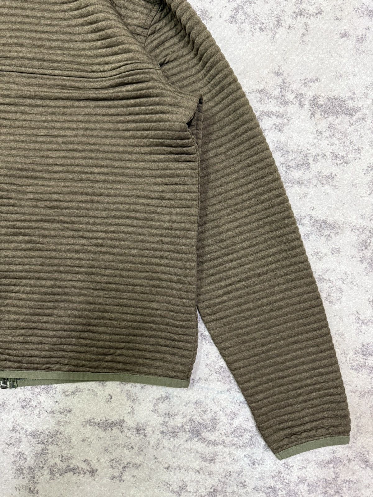 L.L. Bean L.L Bean Slightly Fitted Quilted Zip Up Outdoor Sweater Size US S / EU 44-46 / 1 - 14 Thumbnail