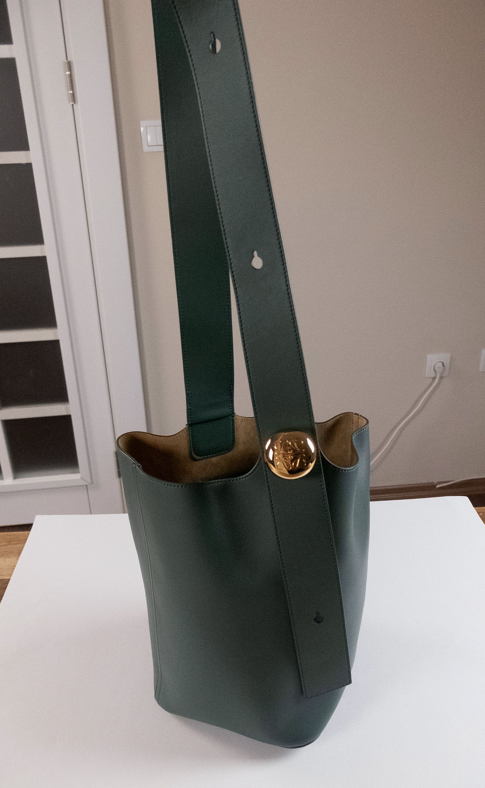 Loewe LOEWE medium Pebble dark green leather bucket shoulder bag Size ONE SIZE - 3 Thumbnail