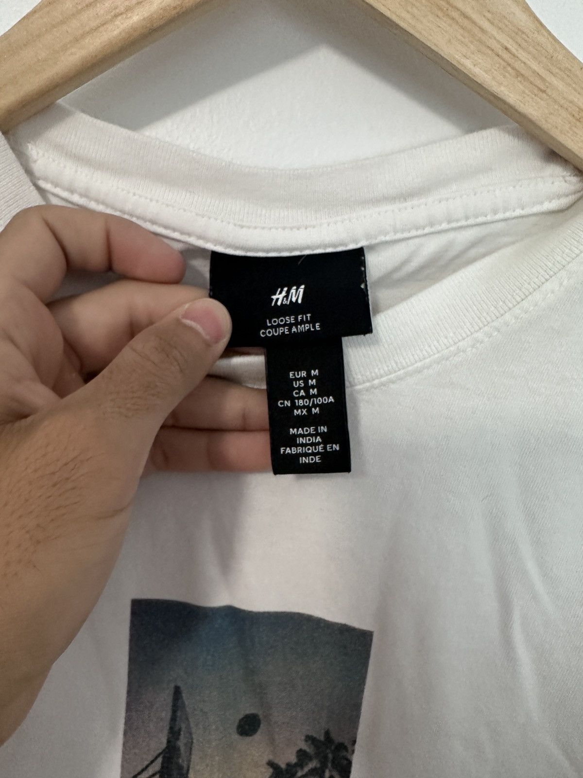 H&M h&m La graphic tee Size US L / EU 52-54 / 3 - 2 Thumbnail