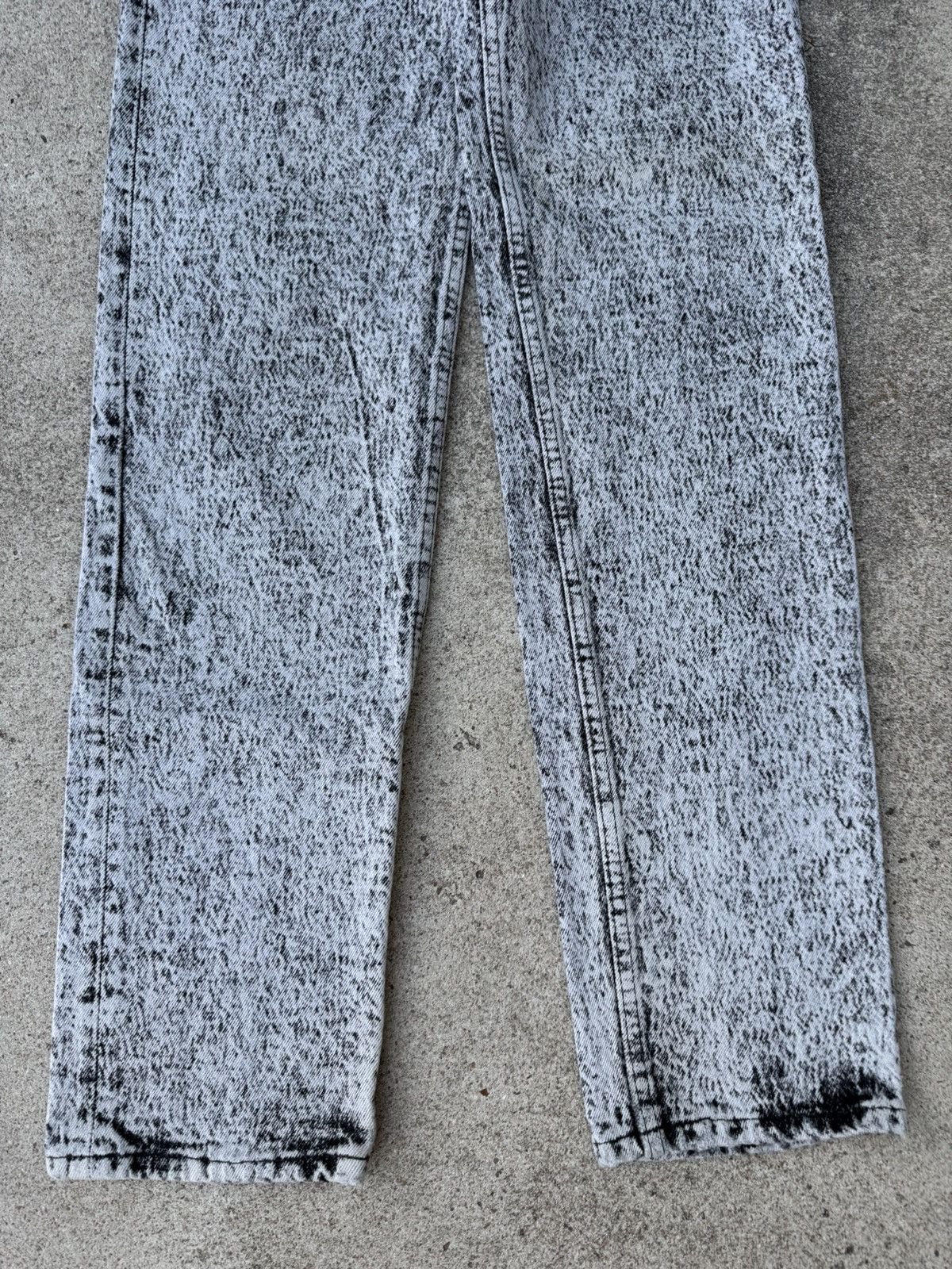 Levi's × Vintage Vtg 90’s Levis 701xx Buttonfly Acid Black Jeans Size 25x31 Size 25" / US 0 / IT 36 - 5 Thumbnail
