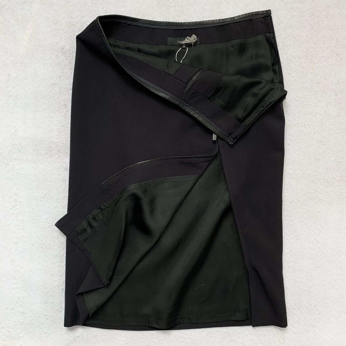 GUCCI By Tom Ford Fall 1999 High Zipper Slit Pencil