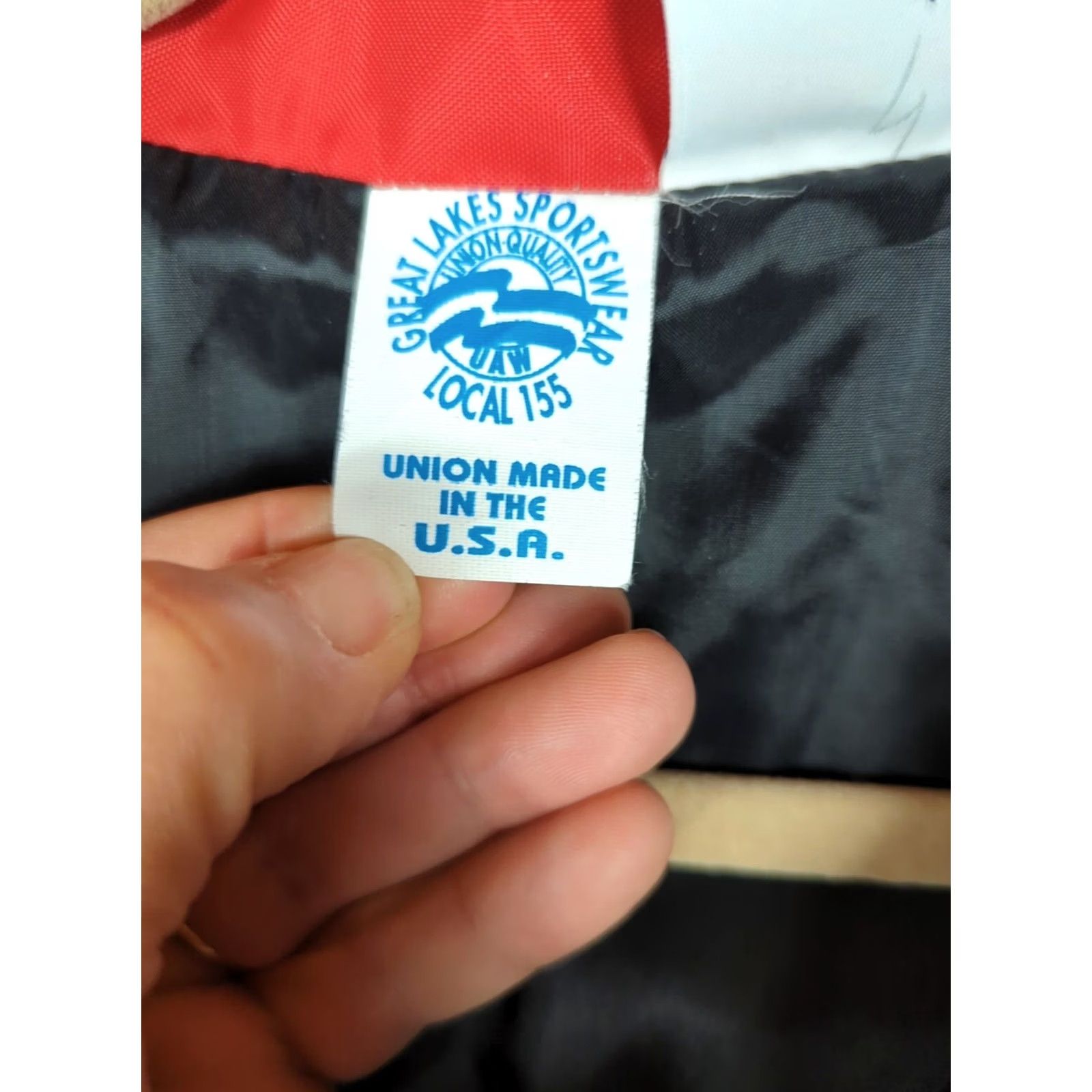 Vintage VINTAGE Great Lakes Sportswear UAW GM Team Motorsports Pocono 500 Jacket XL Black Windbreaker Nylon Embroidered USA Logo Regular Mens 90s/90s? Size US XL / EU 56 / 4 - 5 Thumbnail