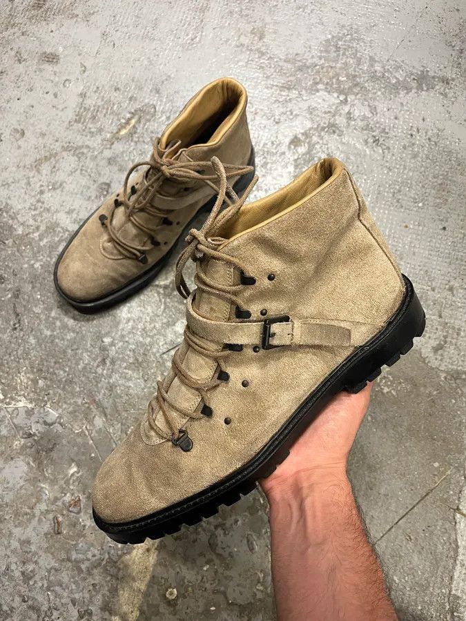 Gucci 2000s Gucci Beige Suede Hiking Boots Size US 8.5 / EU 41-42 - 1 Thumbnail