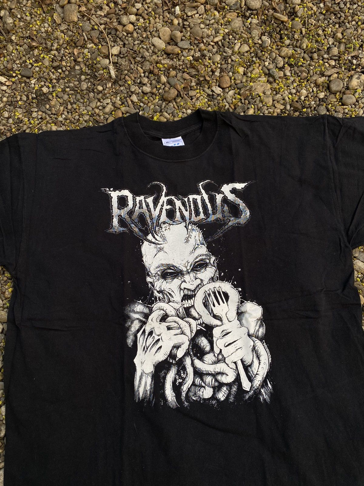 Band Tees Vintage Ravenous Dark Metal Death Metal Rock T-Shirt Size US XL / EU 56 / 4 - 3 Thumbnail