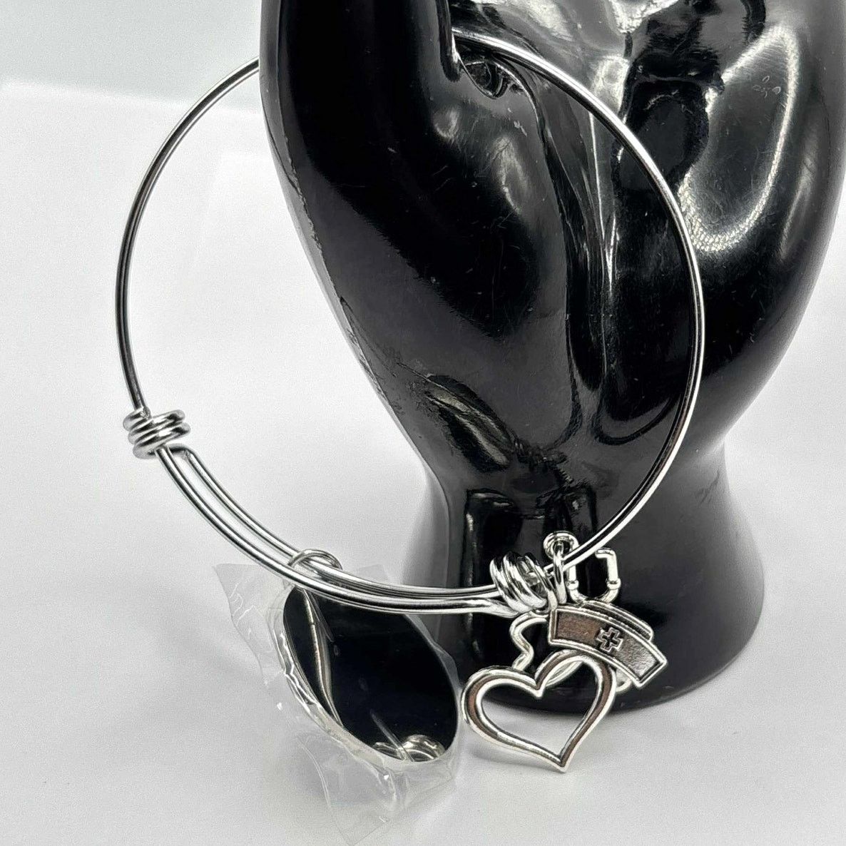 Other Silver Heart Best Nurse Bracelet Size ONE SIZE - 1 Thumbnail