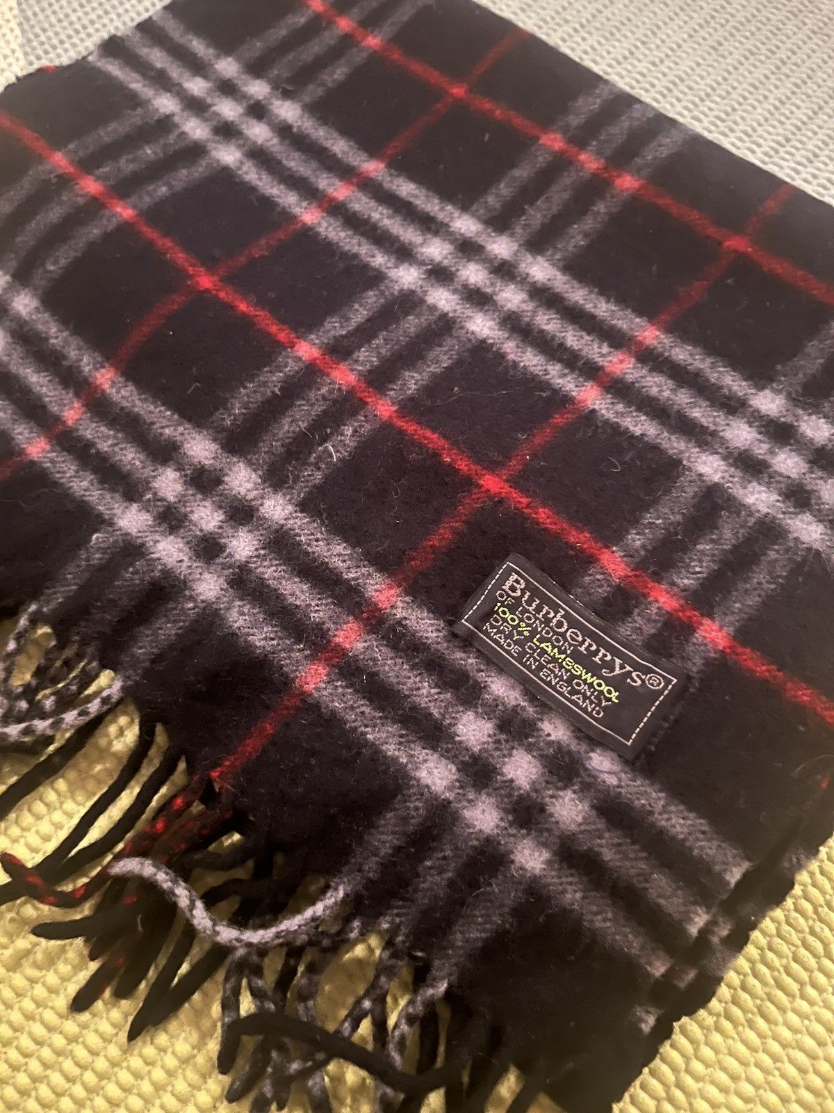 Burberry × Vintage Burberry Black Cashmere Scarf Size ONE SIZE - 2 Thumbnail